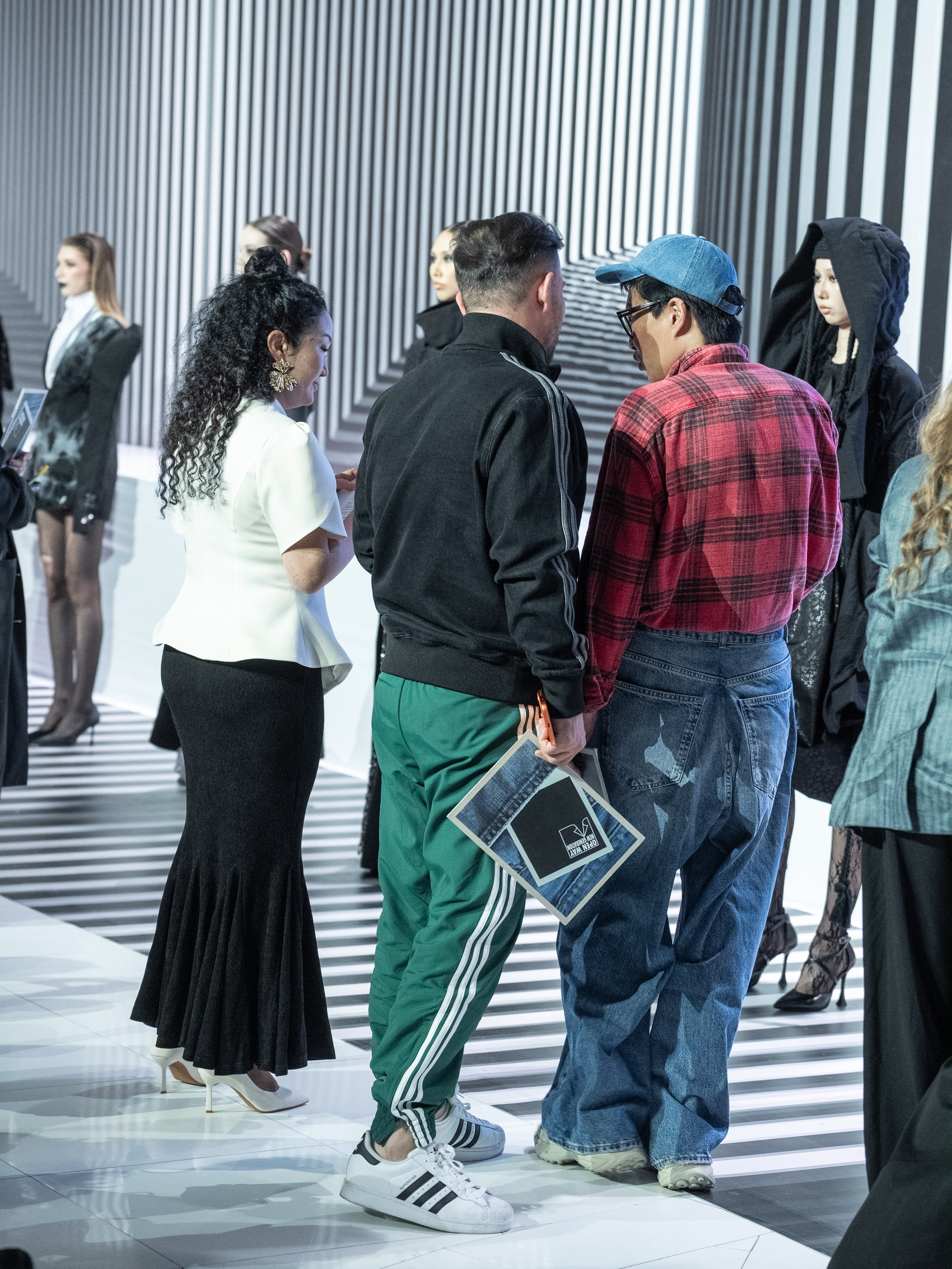 New Generation-OPEN WAY. Сайт Алматинского НЮ АРТ, будуар и фэшн фотографа Дениса Карпенко