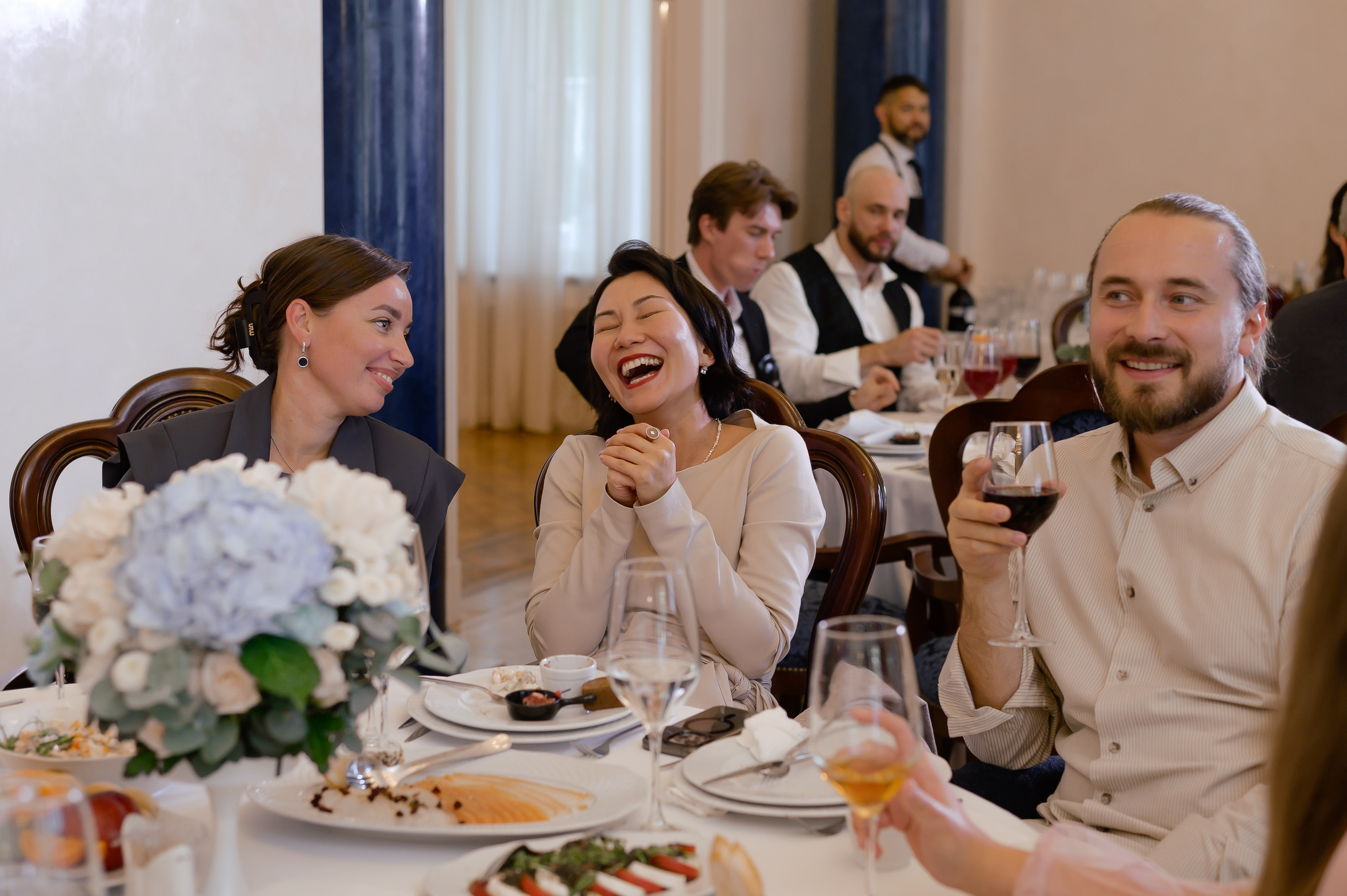 Свадебная фотосъемка в Санкт-Петербурге и Москве. Семейный и свадебный фотограф в Санкт-Петербурге Серафима Смирнова