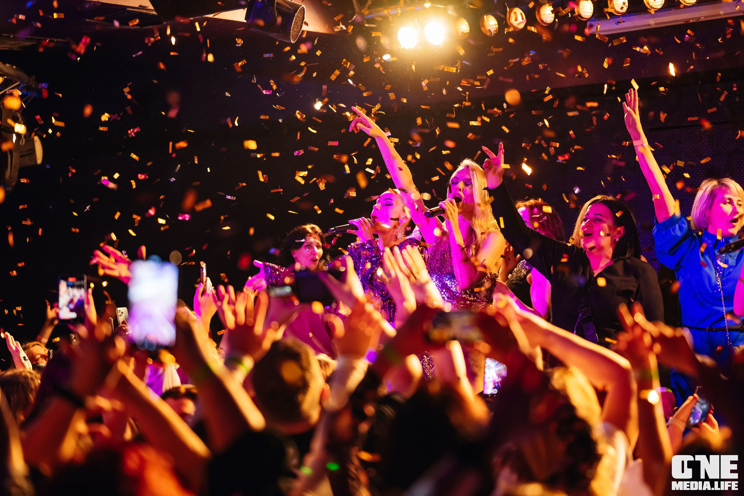 Концерт группы стрелки в Планете 13 апреля. One Media Life: фоторепортажи, фотоотчеты с мероприятий и заведений