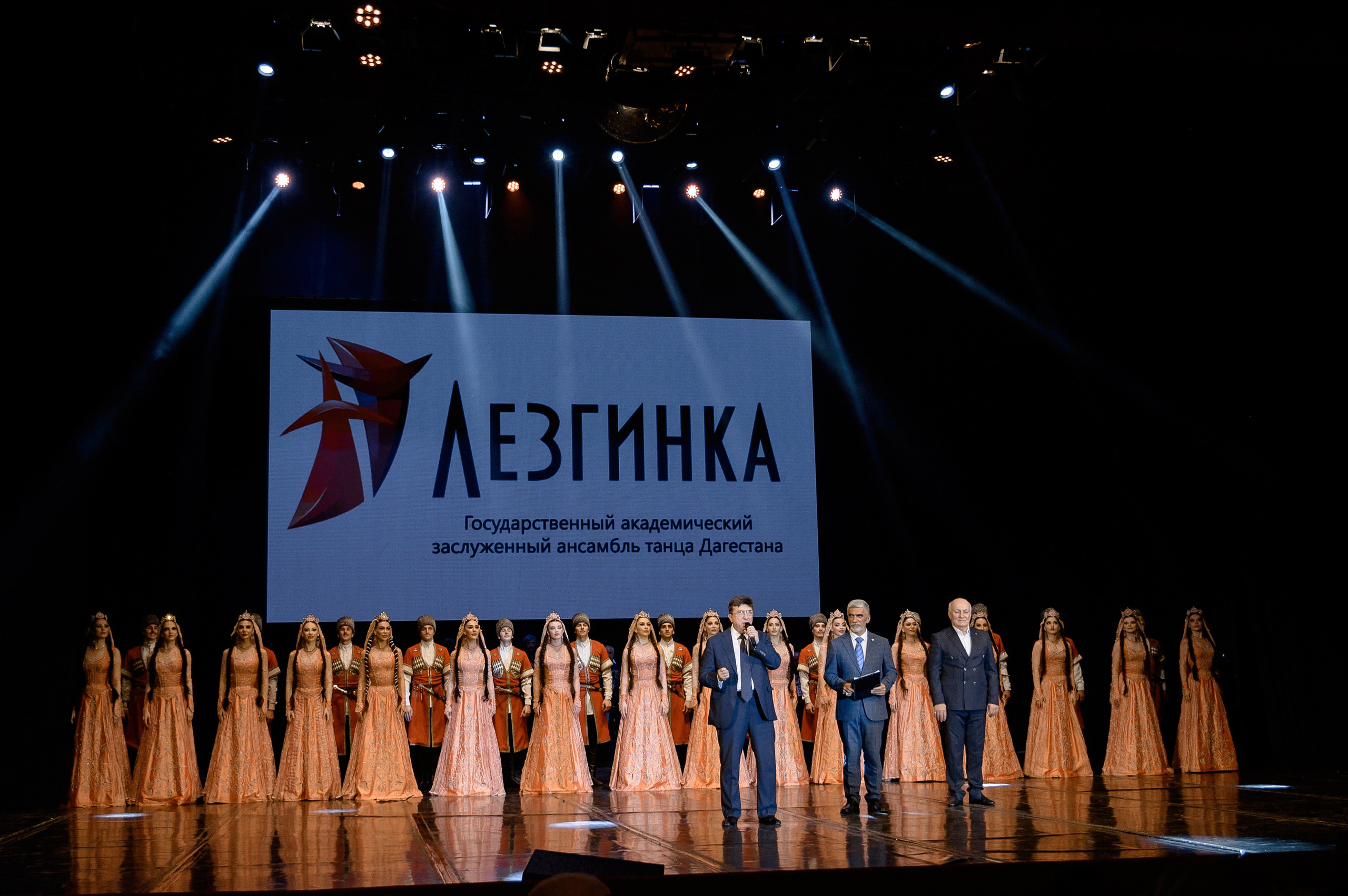 Ансамбль «Лезгинка» концерт в Махачкале. РЕПОРТАЖНЫЙ И БИЗНЕС ФОТОГРАФ В МОСКВЕ, ЕГОР НИКОЛАЕВ