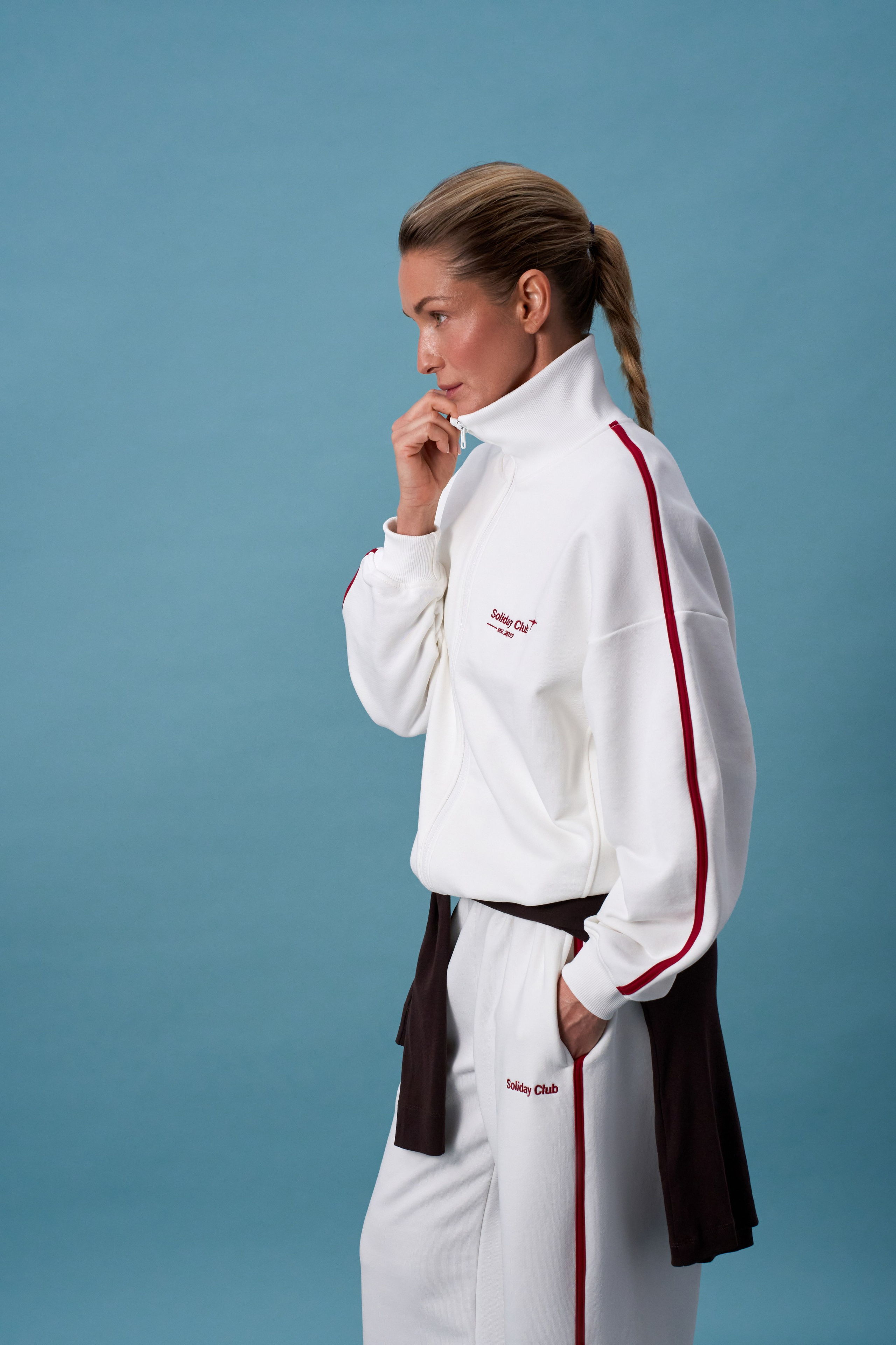 VINTAGE FAMILY CLUB. Creative Fashion Photographer & Art Director