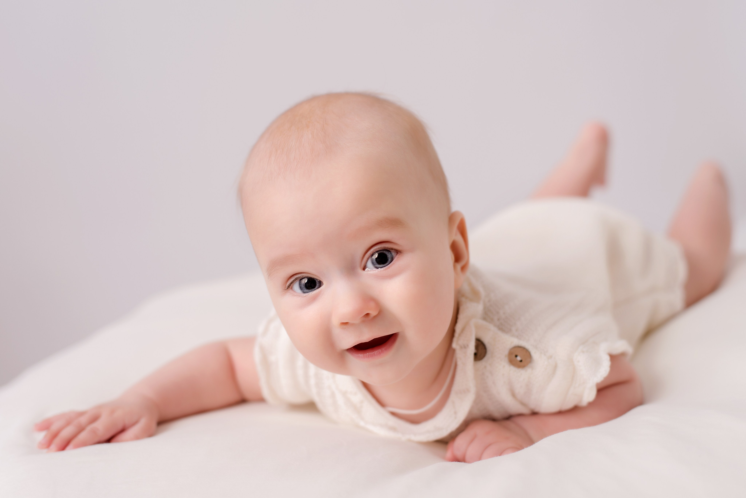 София 4 месяцев. Детский фотограф в Долгопрудном и Москве