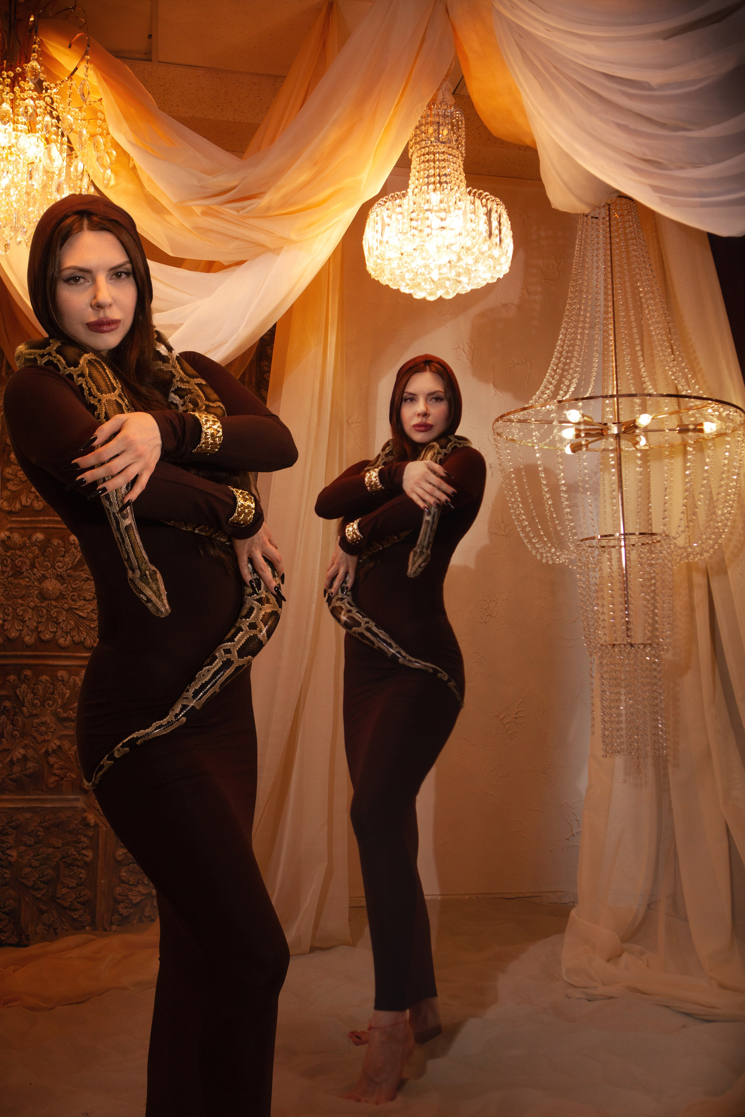 Женская фотосессия с настояшим питоном в студии Ставрополя. Фотограф Ставрополь Пятигорск Елизавета Дарина