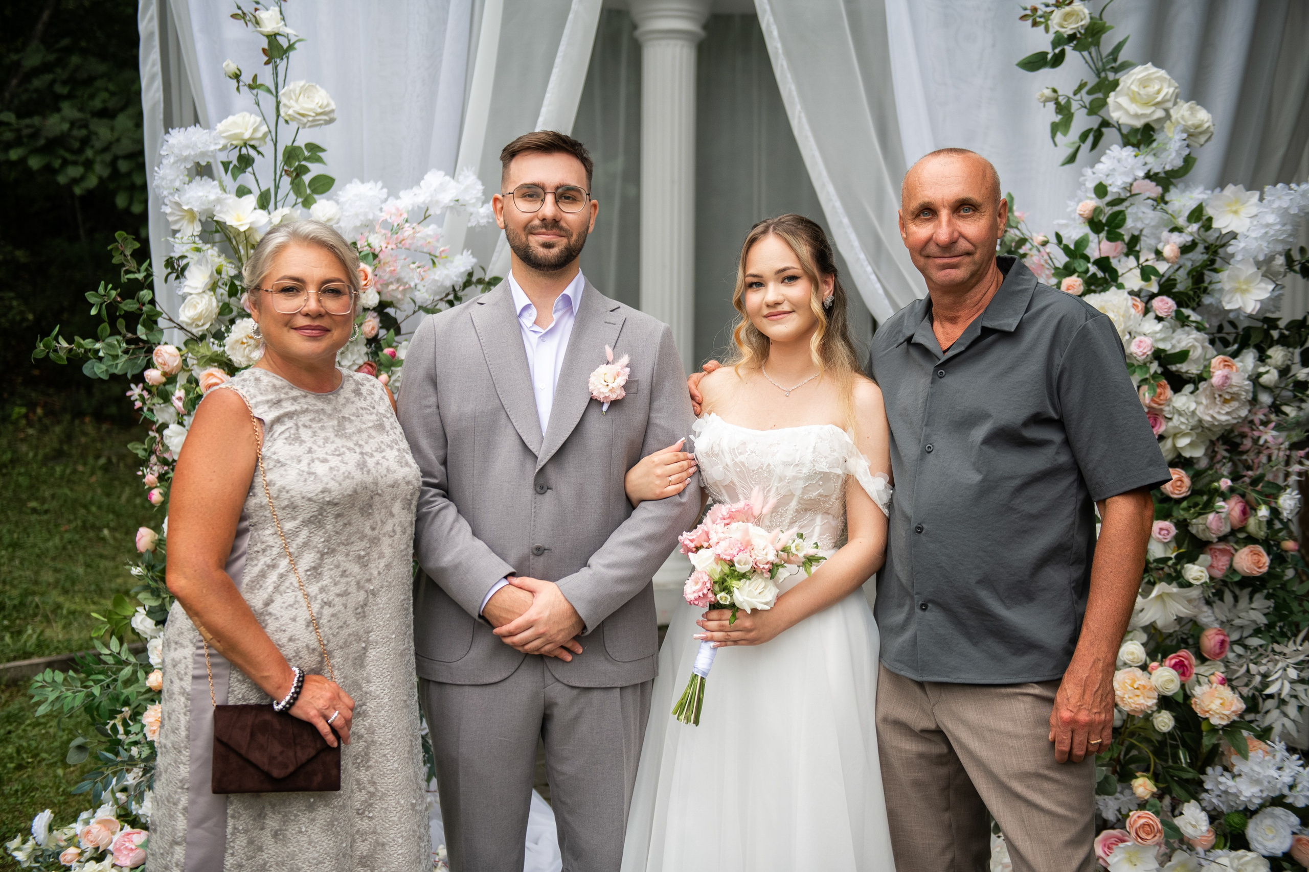 Алина и Матвей 15.08.2026. Свадебный фотограф в Хабаровске Елена Андреенко
