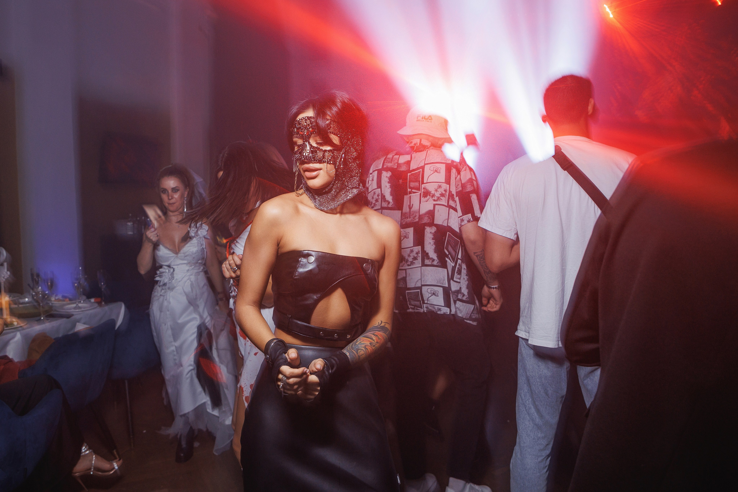 Embargo Halloween. Свадебный и репортажный фотограф в Волгограде Антон Сидоренко