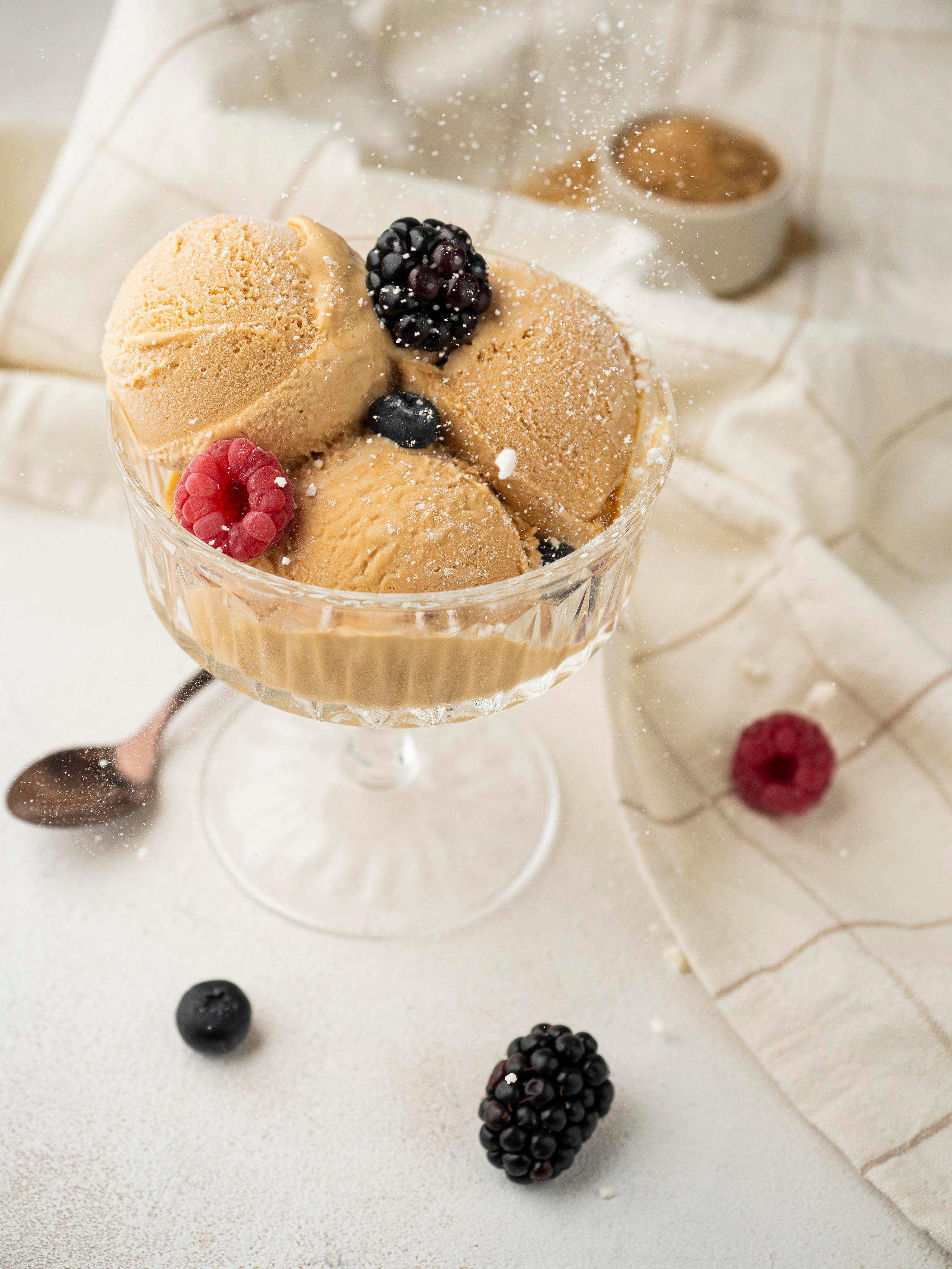 Съёмка для кондитерской Север Метрополь. Фотограф Калинич Юлия