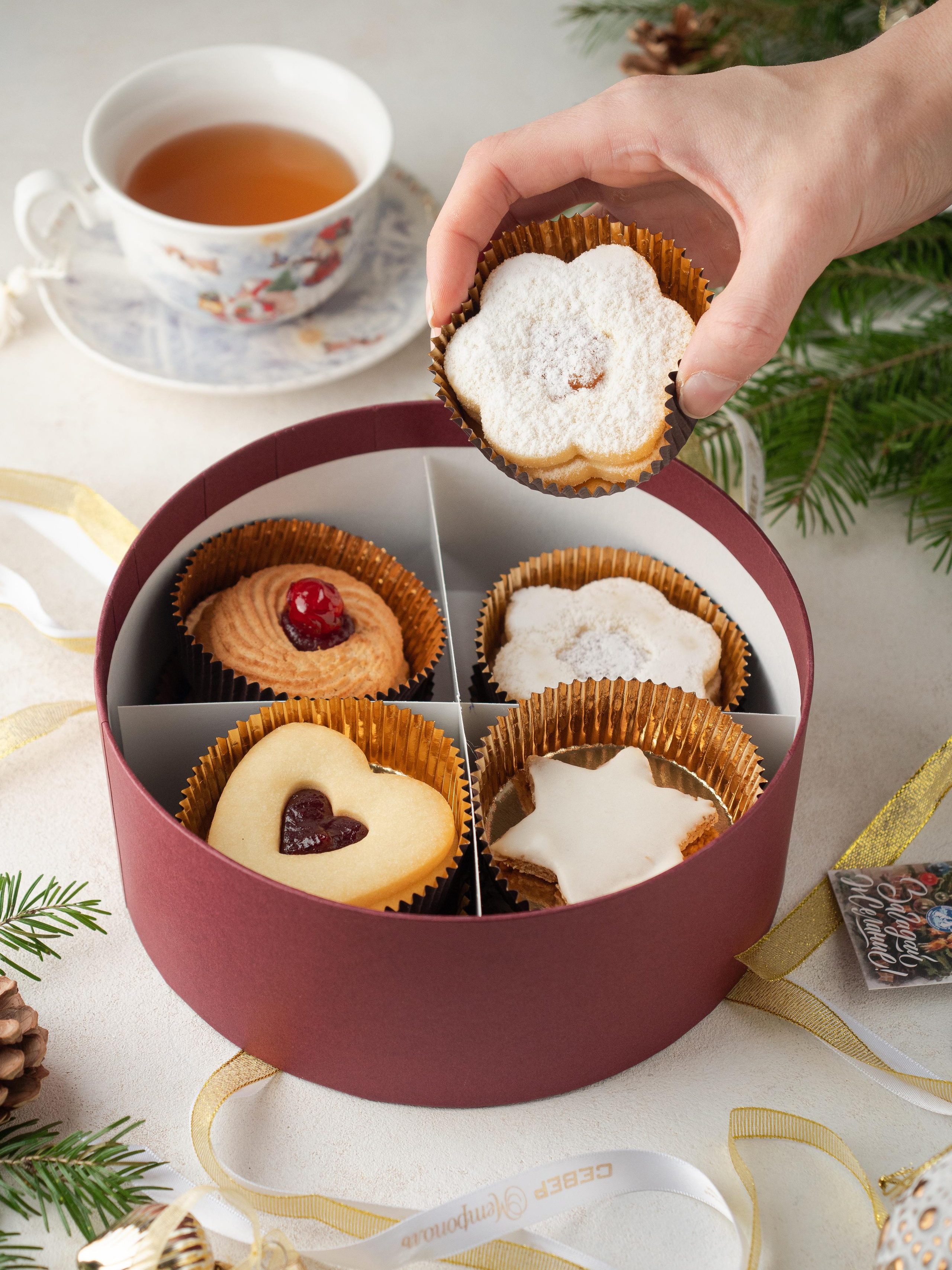 Съёмка для кондитерской Север Метрополь. Фотограф Калинич Юлия