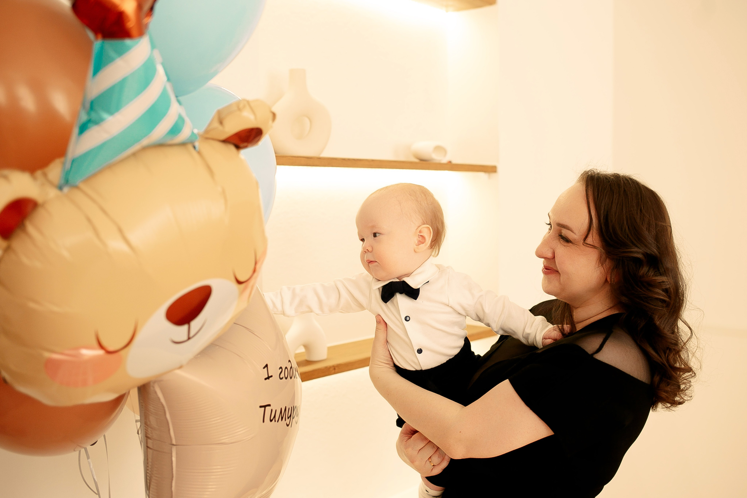 Тимуру 1 годик. Семейный фотограф Фотосессия беременности  Екатеринбург Елена Луткова