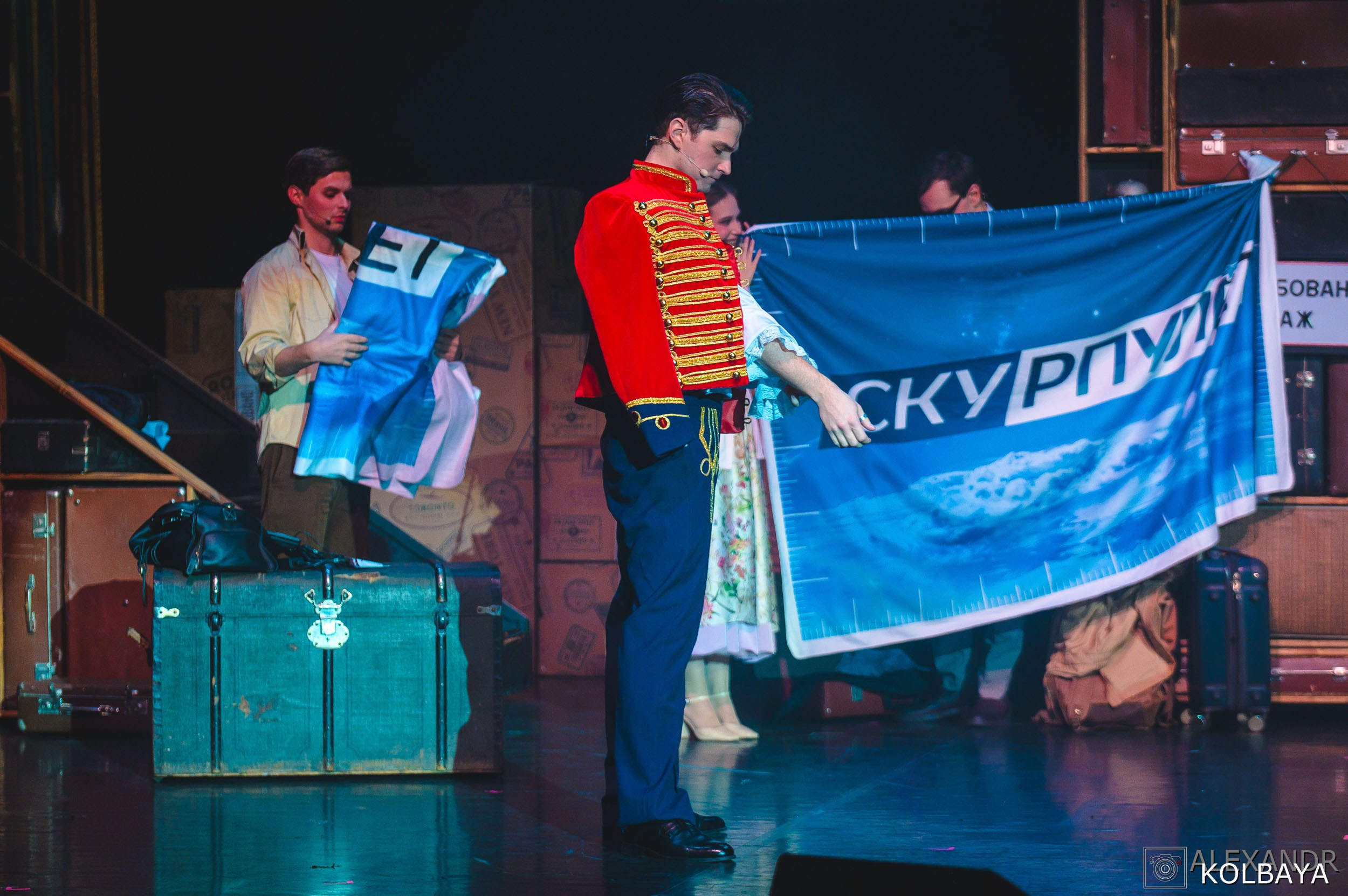 Фотографии со спектакля Блэкаут 18 октября 2025 года. Концертный и театральный репортажный фотограф в Москве Александр Колбая