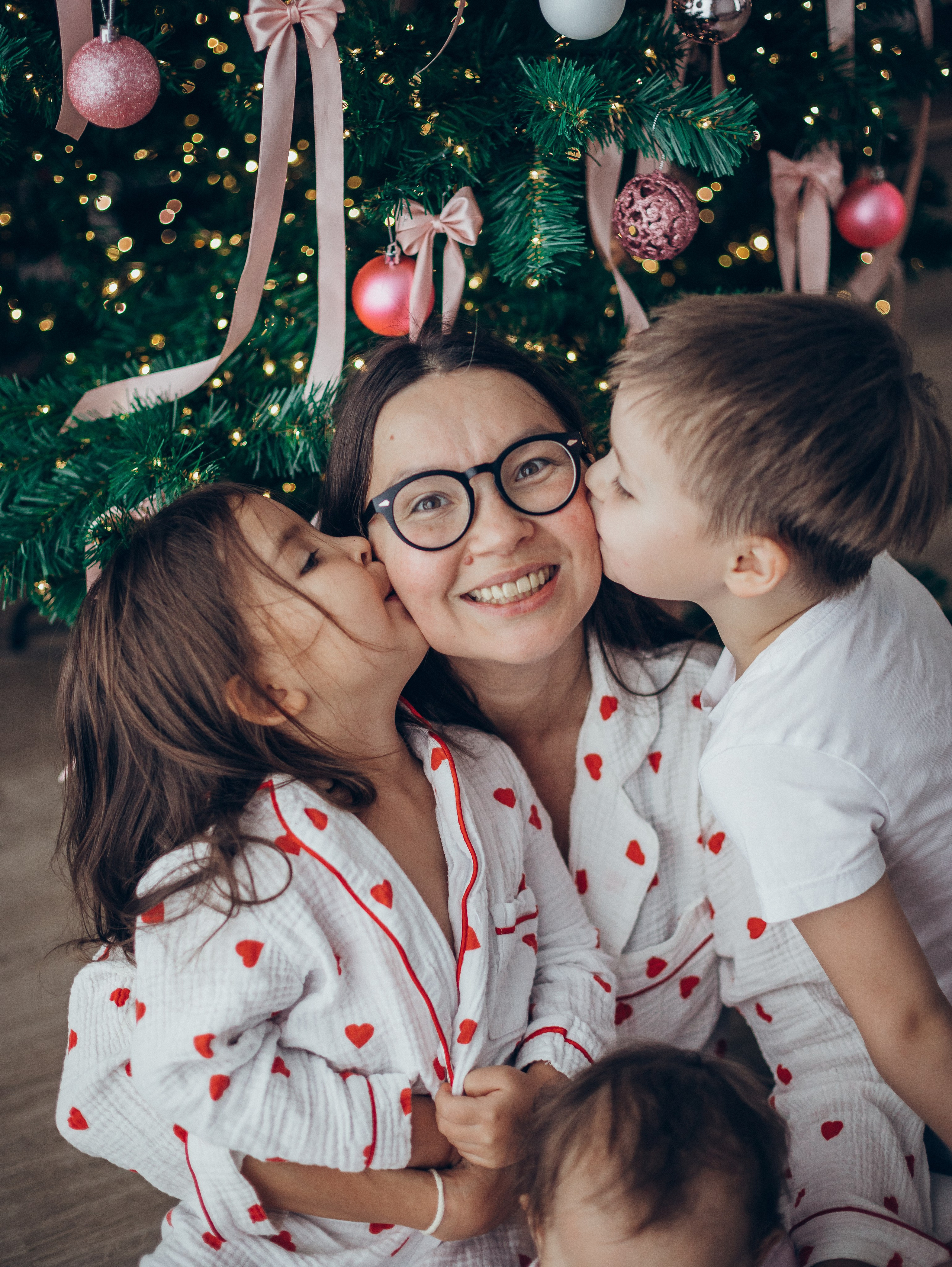 Искандер, Эльвира, Радмир, Камилла, Мия. Семейный фотограф новорожденных УФА Гульнара Зиновьева