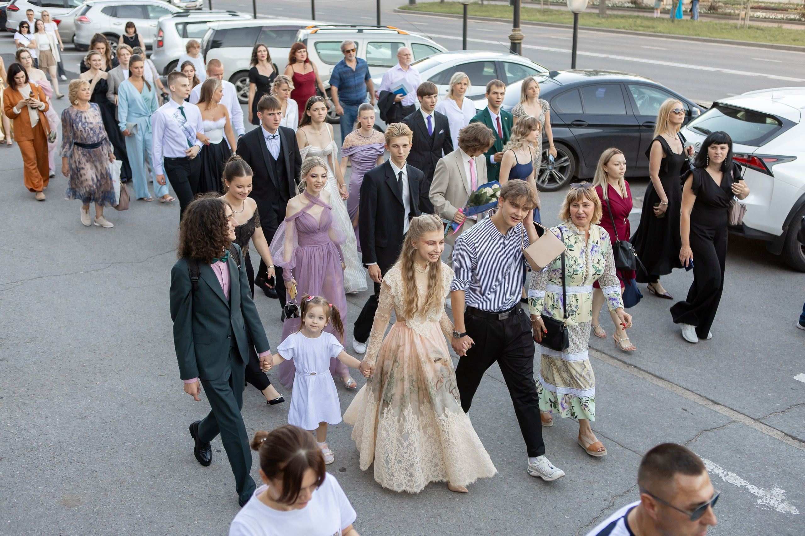 Выпускной Гимназия 12 2024 г. Свадебный и портретный Фотограф в Липецке Дмитрий Котюков