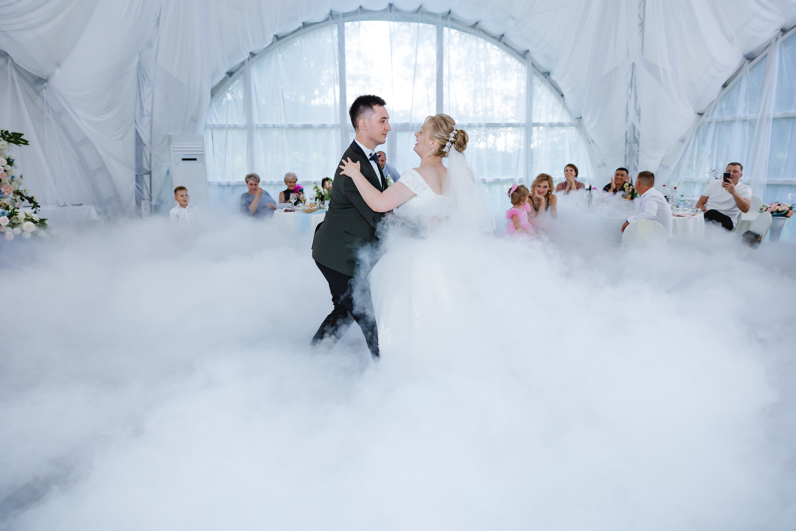 Свадебное Портфолио. Сайт с красивыми фотографиями и людьми