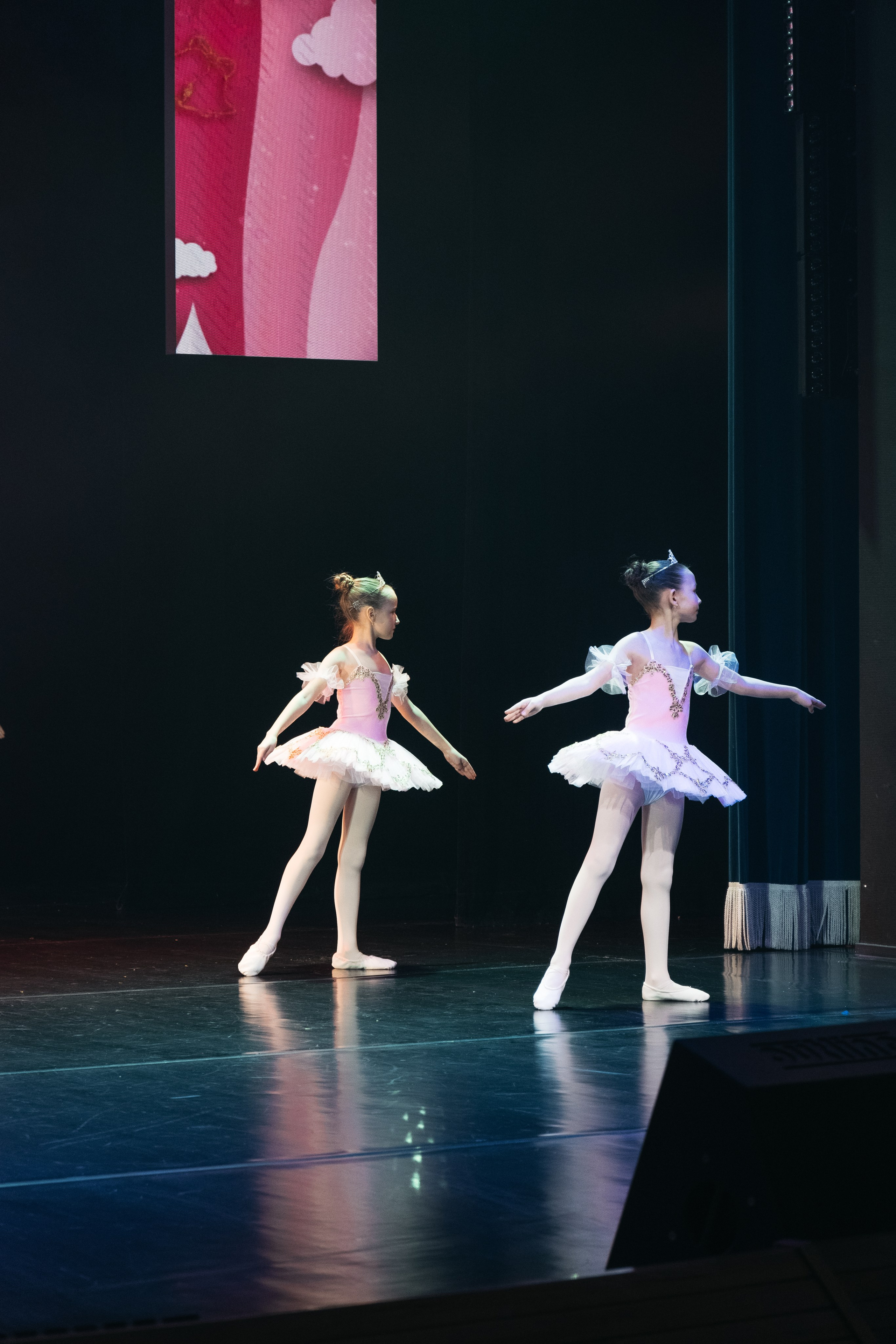 СурГУ 23.12.23. Репортажный и свадебный фотограф в Сургуте