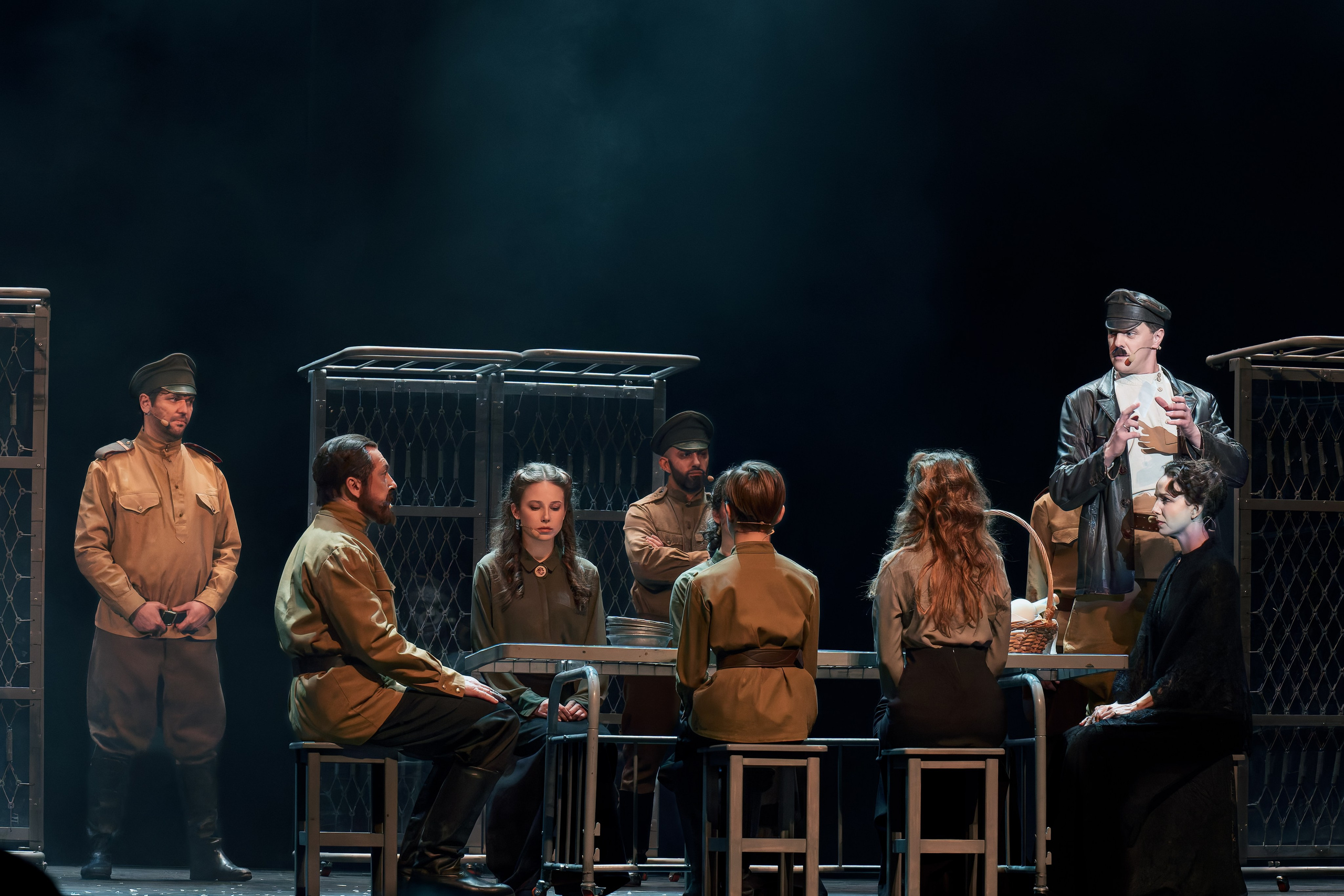 Театр Александра Рагулина: Последний Романовъ. Сайт фотографа Сергея Абрамова