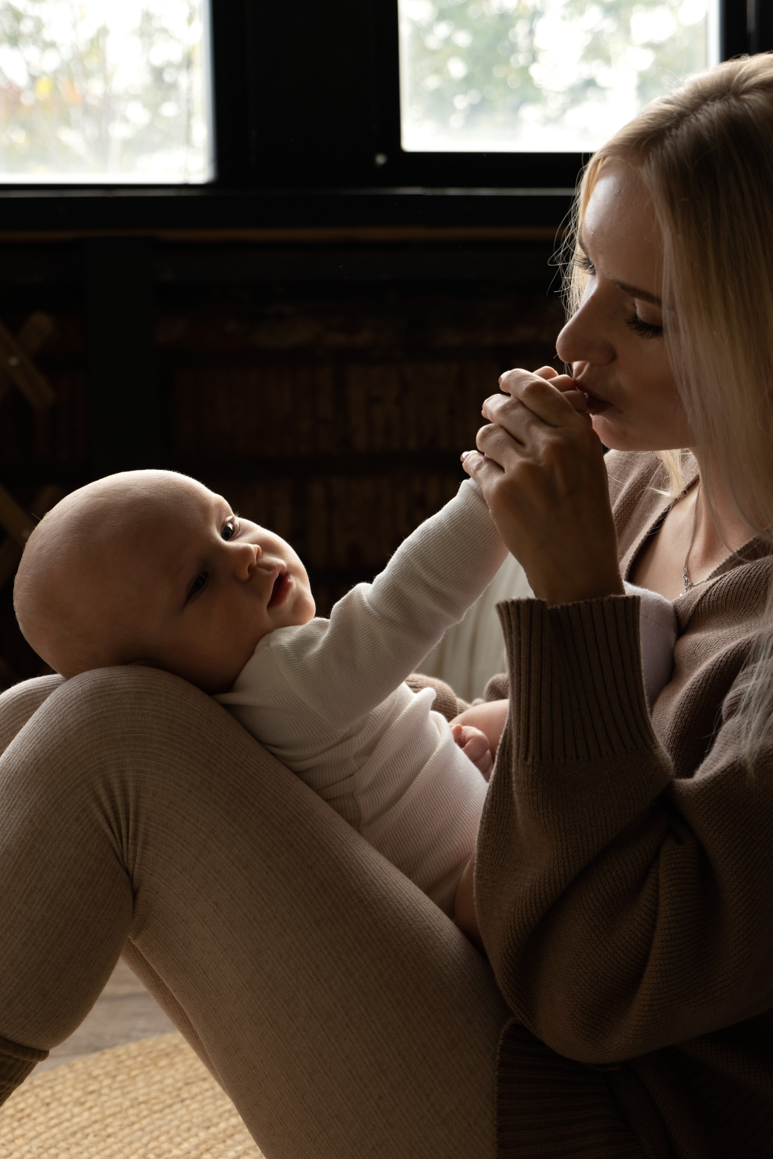Студийная семейная фотосессия. Фотограф видеограф Ольга Василевская