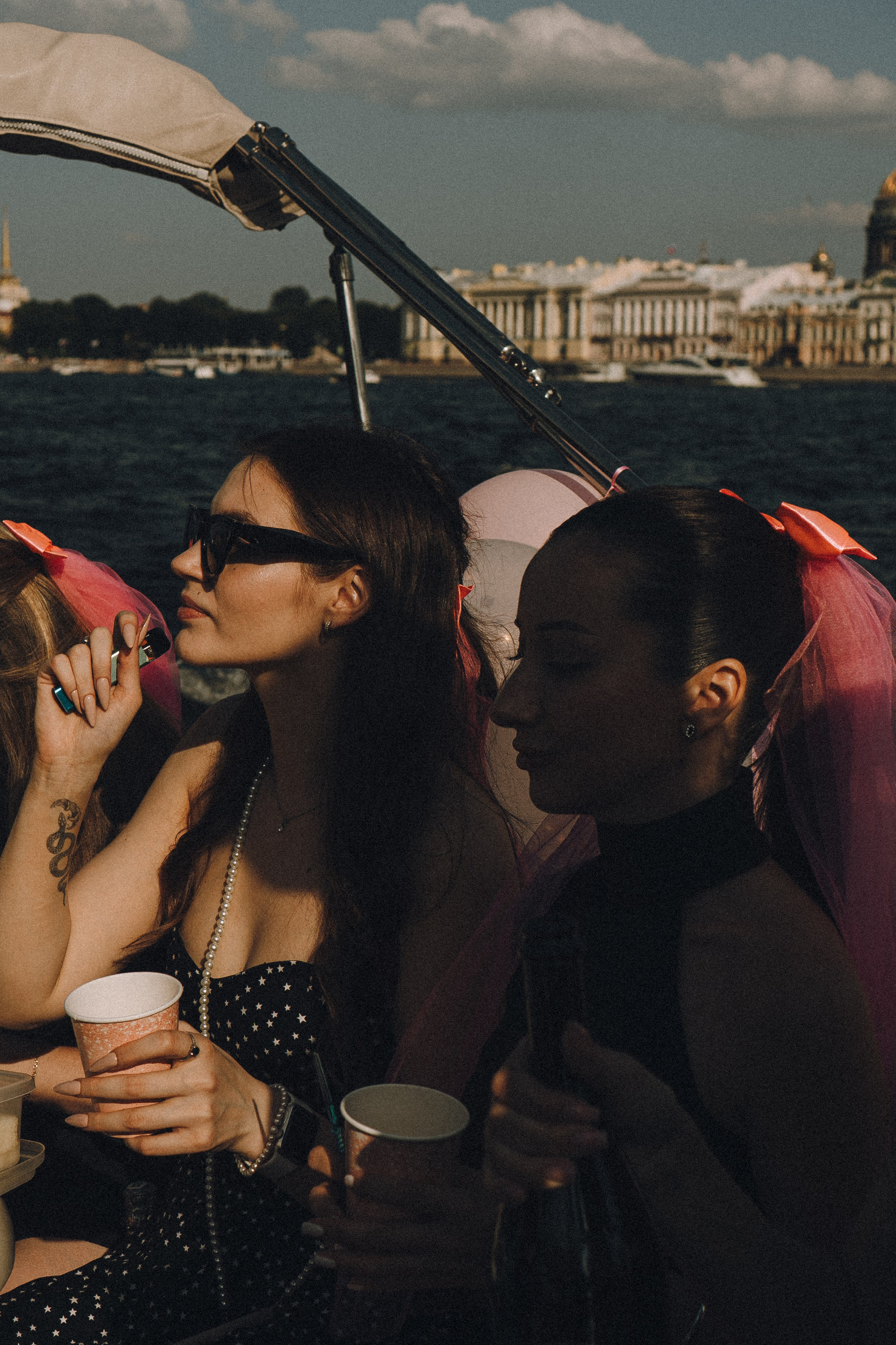 ДЕВИЧНИК НА КАТЕРЕ. Профессиональный фотограф, Санкт-Петербург — Виктория Богомолова