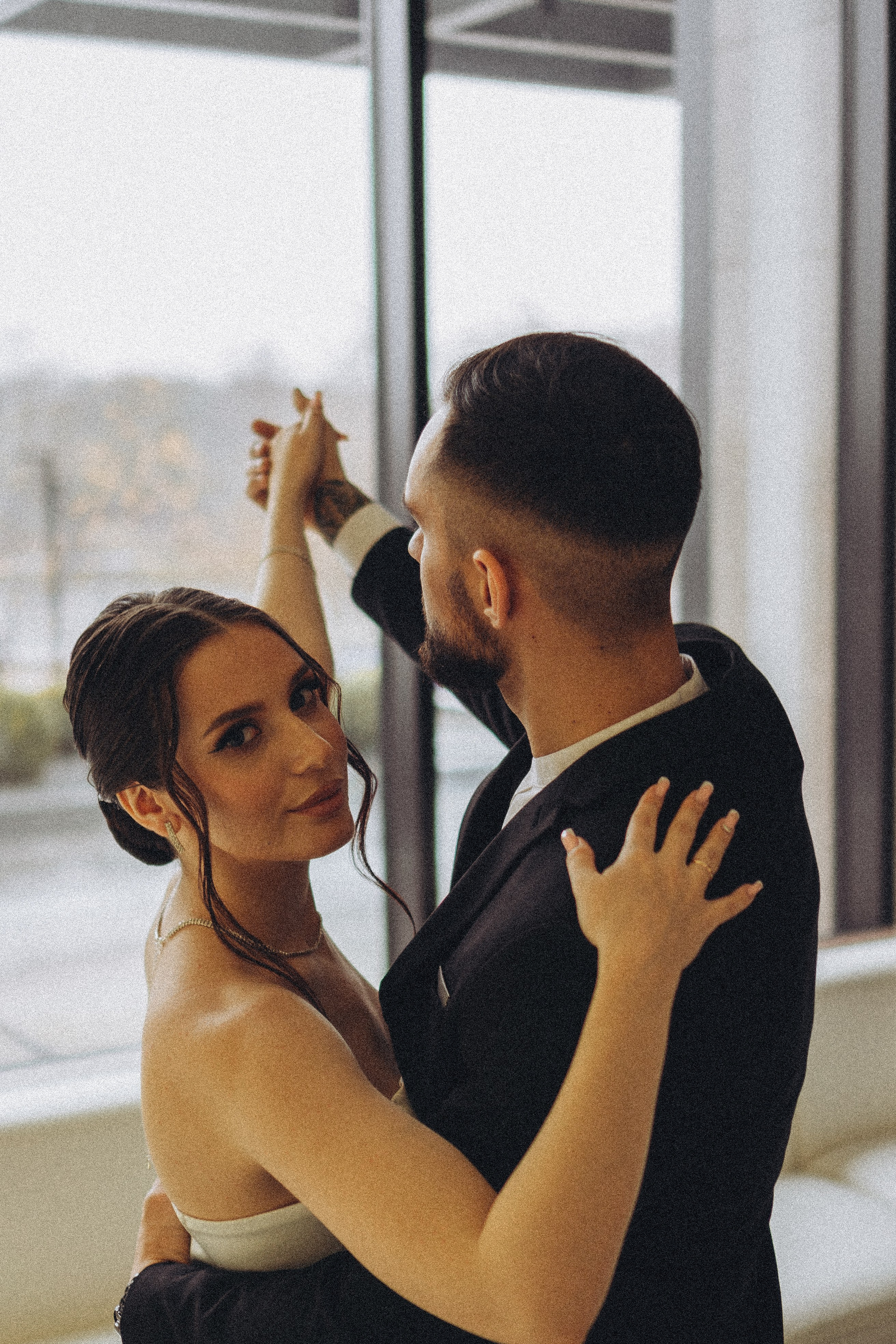 СВАДЕБНАЯ СЬЕМКА СБОРОВ ЖЕНИХА И НЕВЕСТЫ В ОТЕЛЕ И ТАКЖЕ ФОТОСЕССИИЯ В ОТЕЛЕЕ МЕГАПОЛИС БРЯНСК. Профессиональный фотограф, Санкт-Петербург — Виктория Богомолова