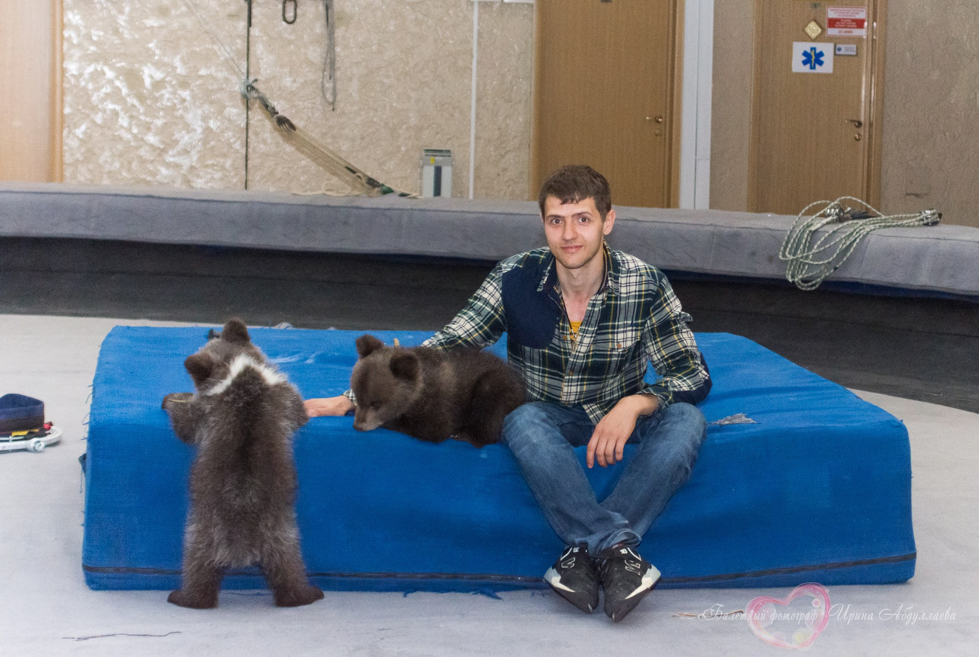 Артист цирка Олег Александров (прогулка -интервью): «Секрет дрессировки — любовь к животным и профессии»