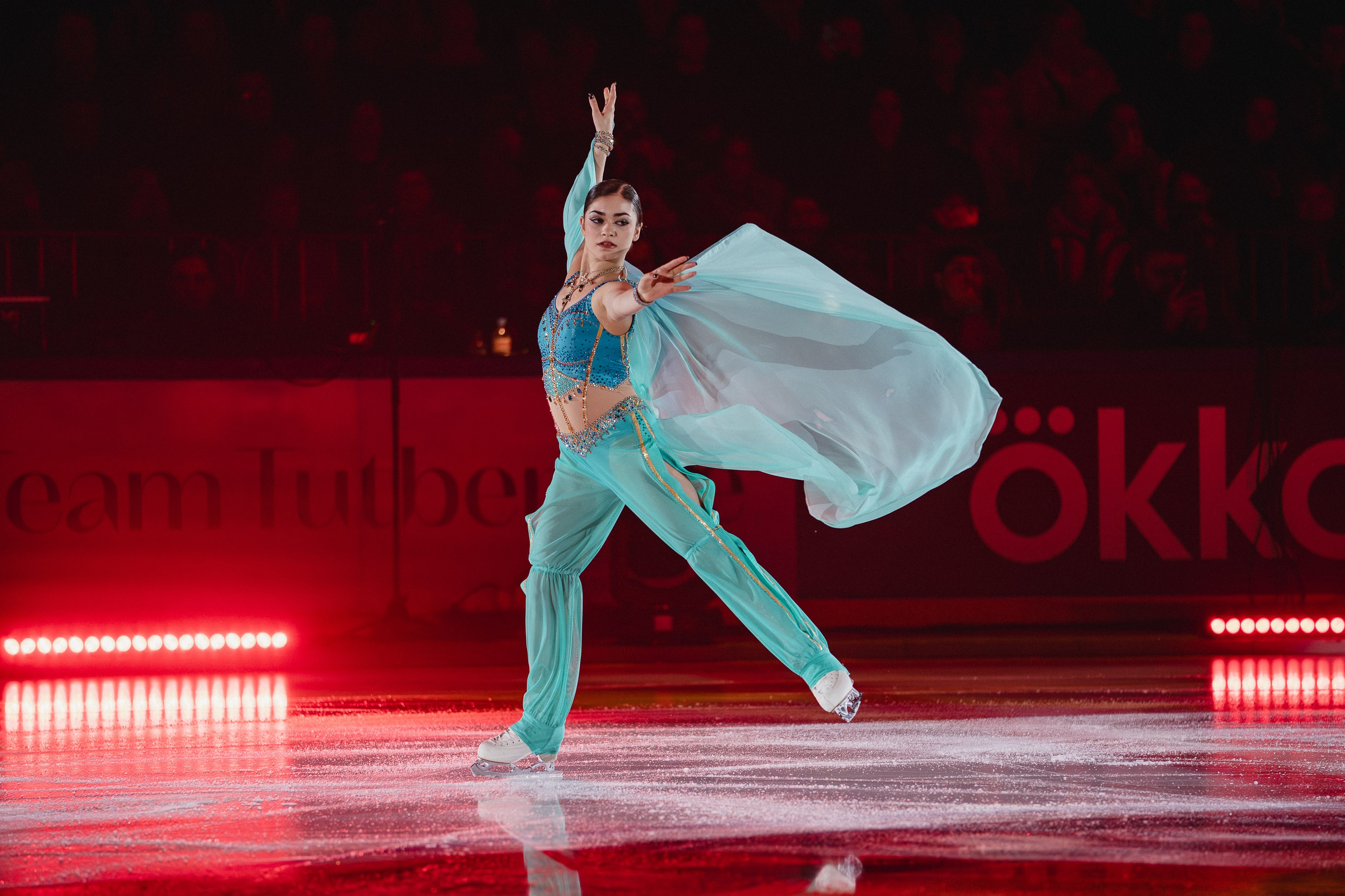 Шоу Этери Тутберидзе в Новосибирске. Воробьева Ксения — Спортивный и танцевальный фотограф Новосибирск