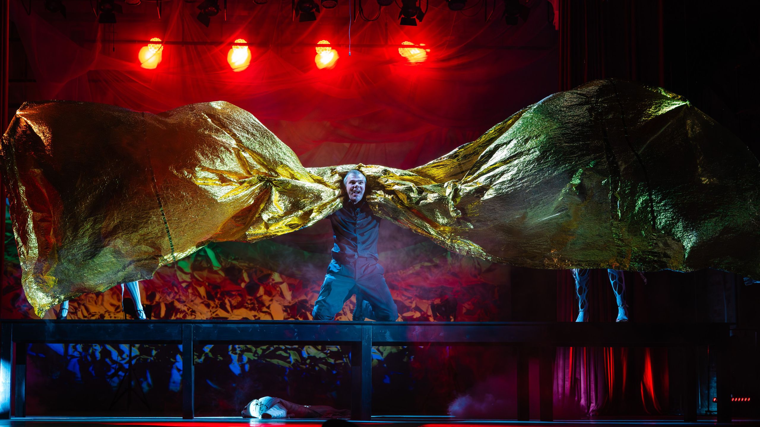 Театр Юного Зрителя «Маленькие трагедии». Фотограф Марк Файзулин