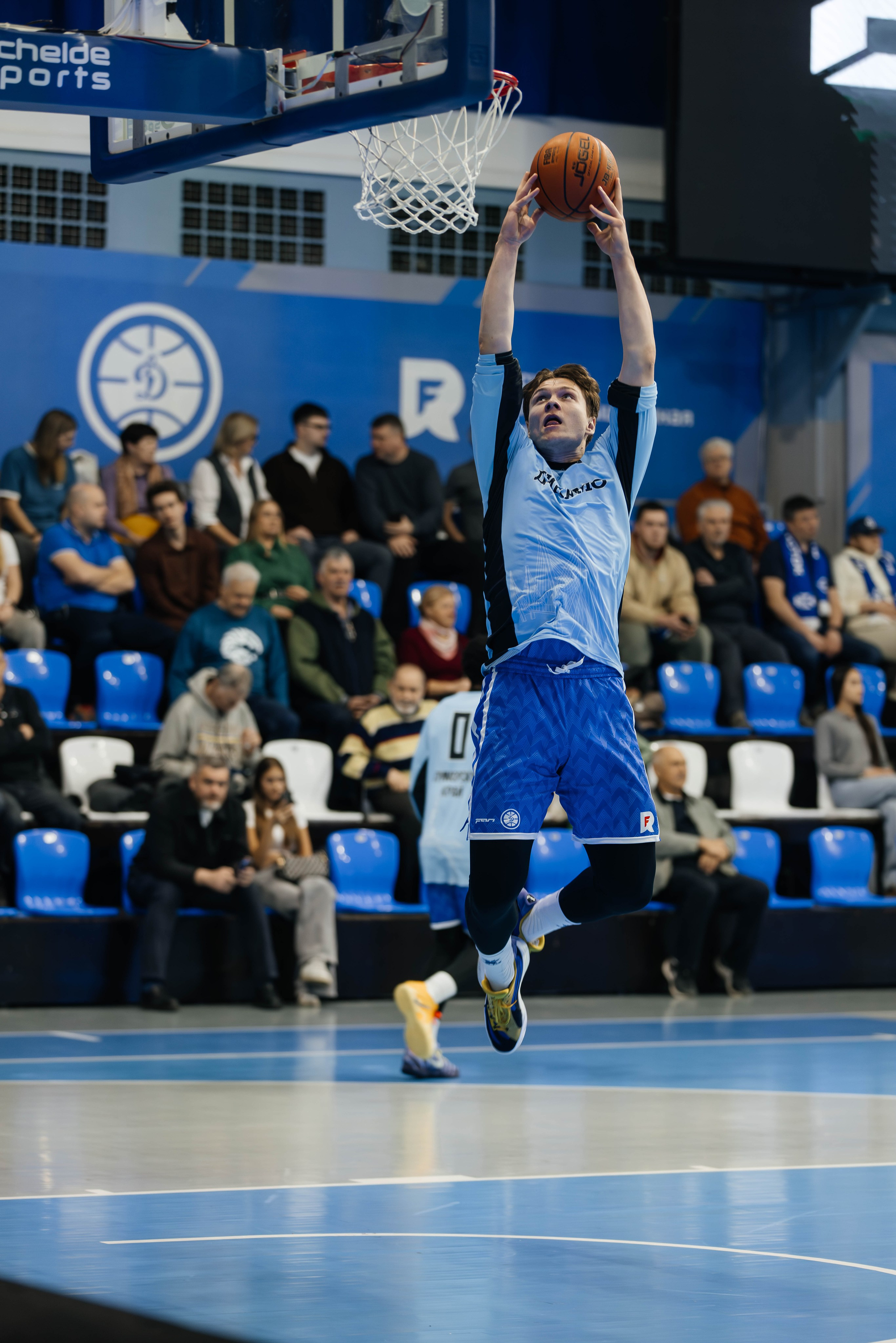 Баскетбол — Динамо. Репортажный и свадебный фотограф во Владивостоке Максим Цой