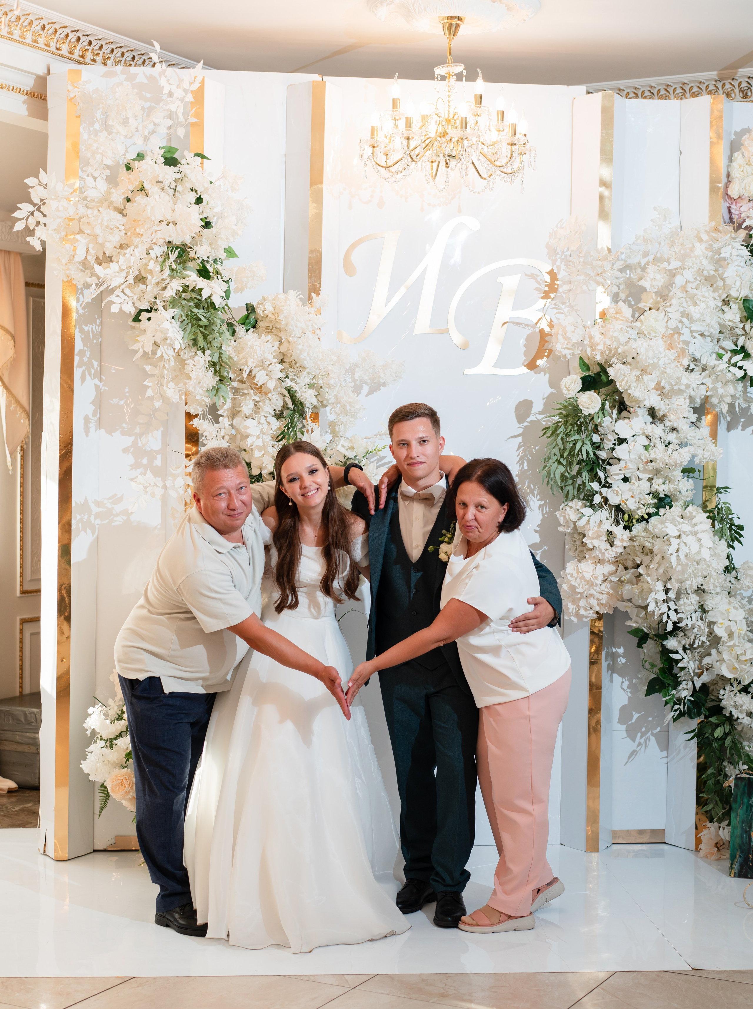 Свадебная фотосессия в Москве. Фотосъёмка в усадьбе Царицыно. Свадебный фотограф Вера Климова