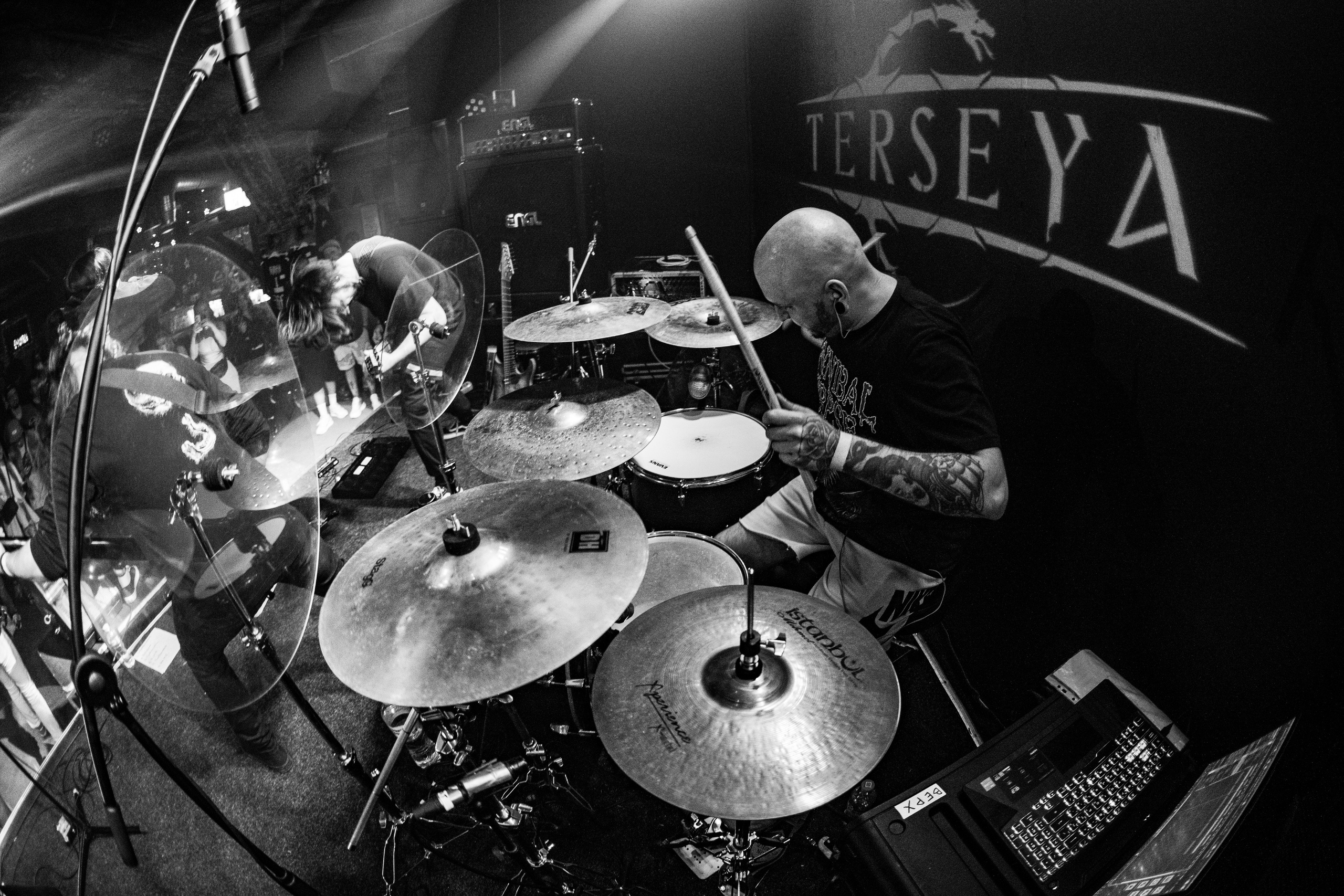 ОМУТ ГИГ|Zoccolo 2.0. Концертный и репортажный фотограф в Санкт-Петербурге Слава Пахомов