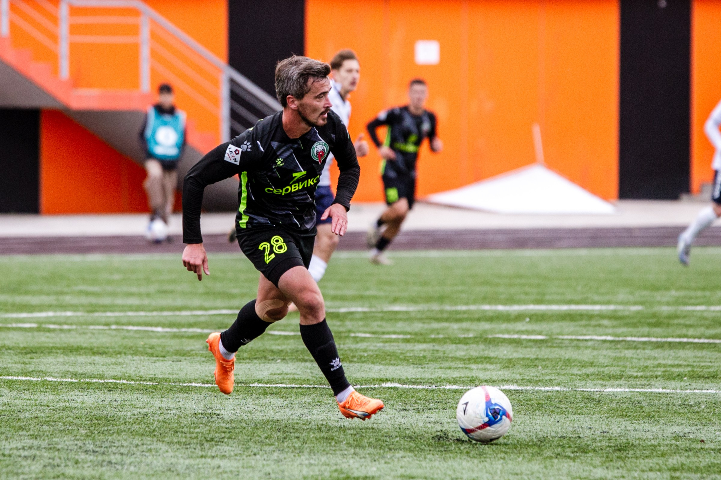 Первенство России по футболу LEON-Вторая лига Б | ФК Иркутск — Космос (Долгопрудный) | 14.09.25. Фотограф в Иркутске Евгения Айвазова