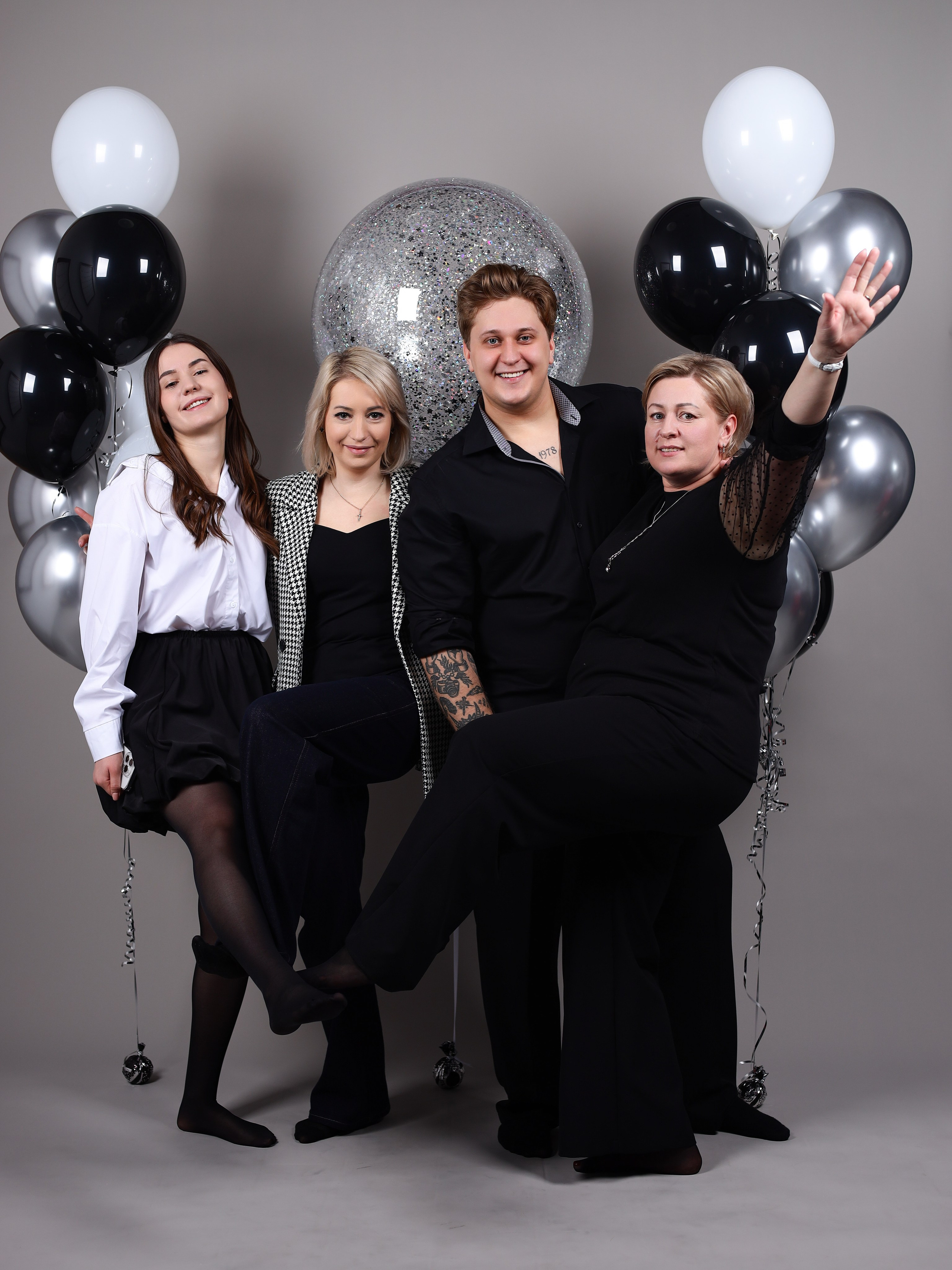 Открытие «фотограф уволен». Фотостудия без фотографа Чехов. Первая студия автопортрета в Чехове