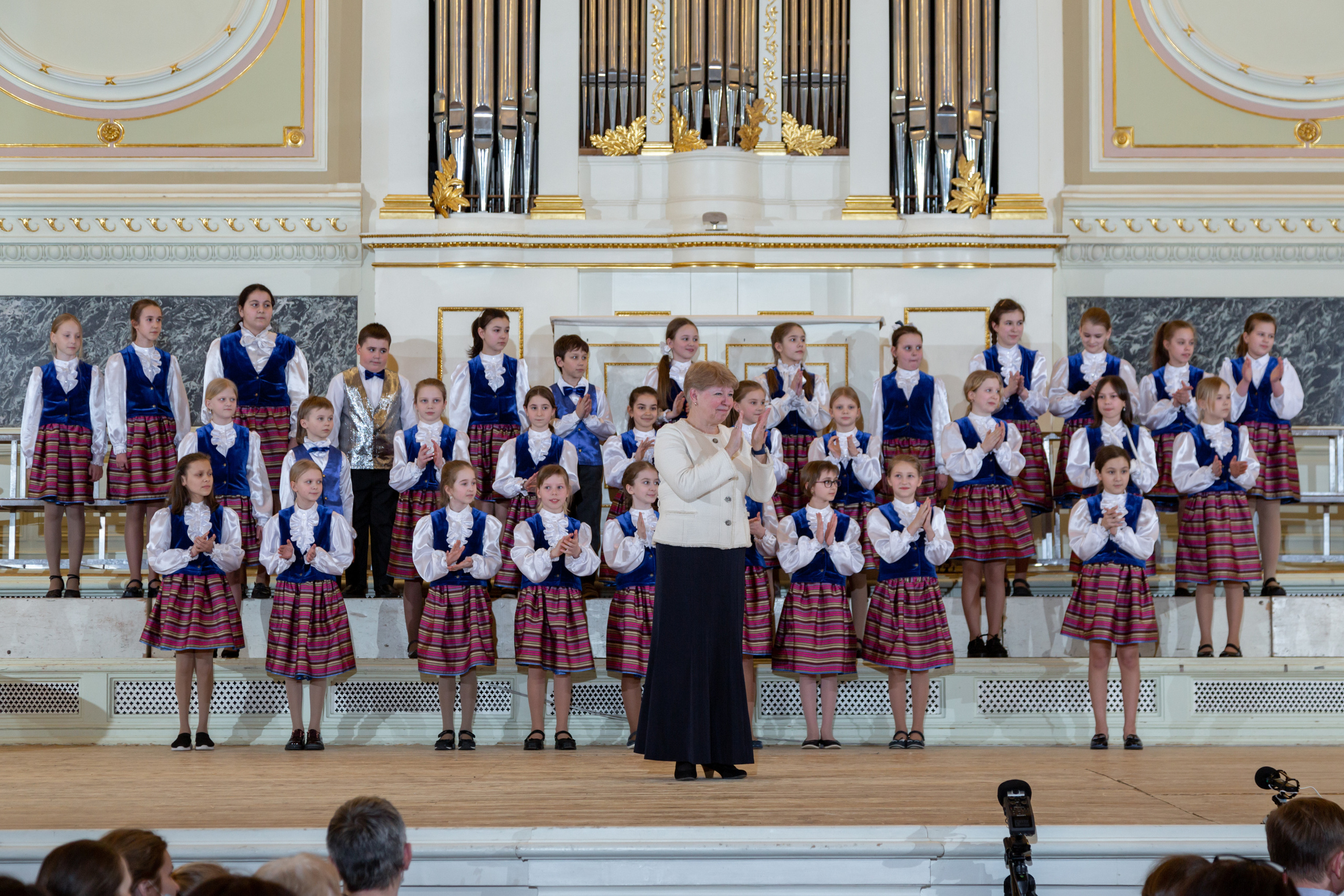 Концерт поздравление «Музыкальный мост». Семейный и детский фотограф в Санкт-Петербурге Пуликов Дмитрий
