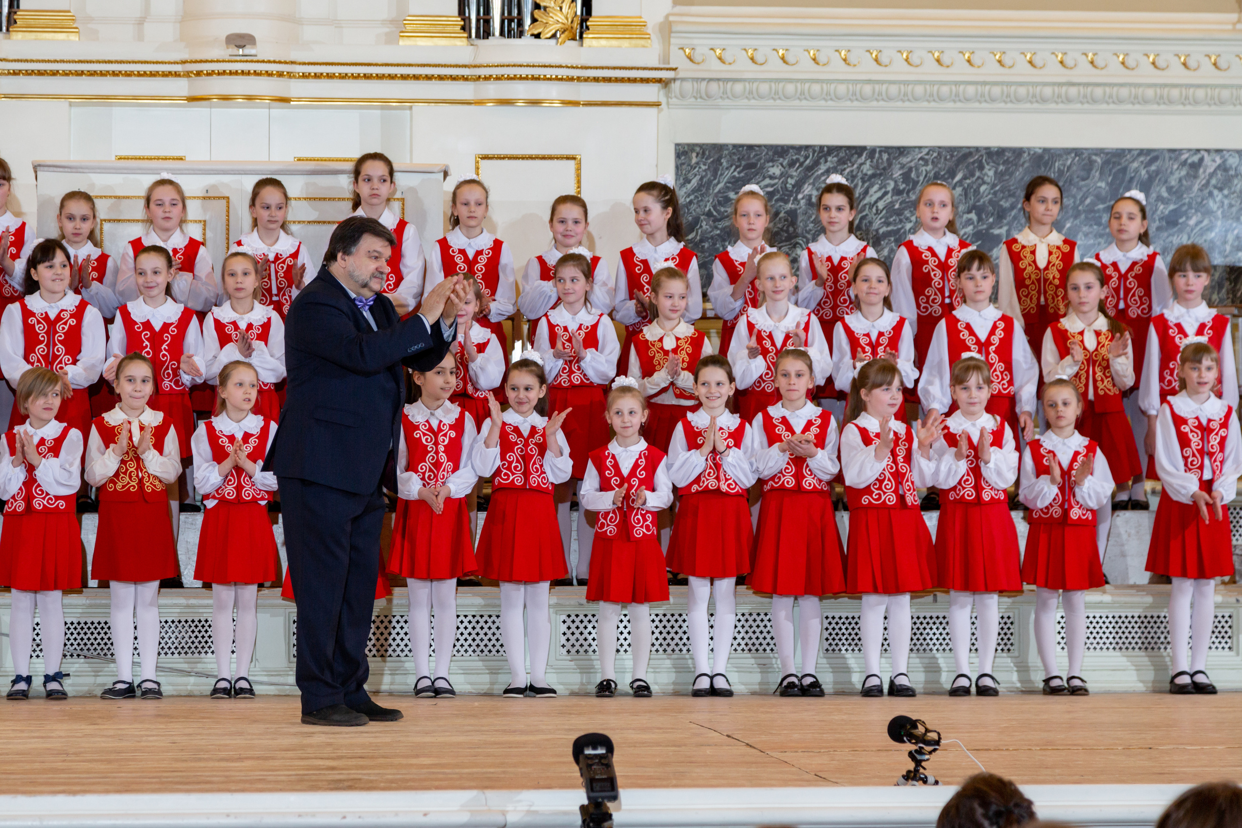 Концерт поздравление «Музыкальный мост». Семейный и детский фотограф в Санкт-Петербурге Пуликов Дмитрий