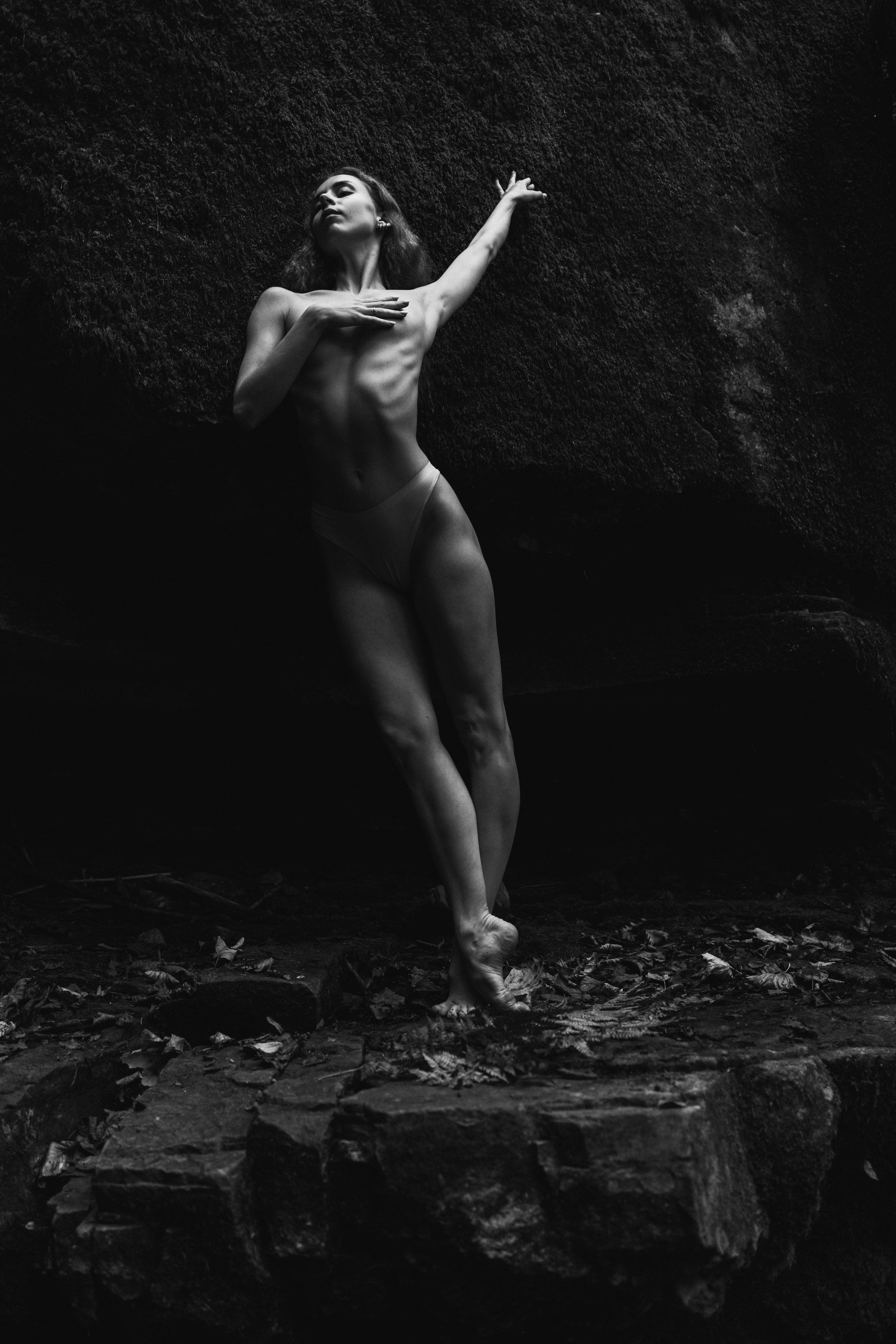 Балерина на водопаде 18+. Фотограф в Краснодаре Лагунов Владимир