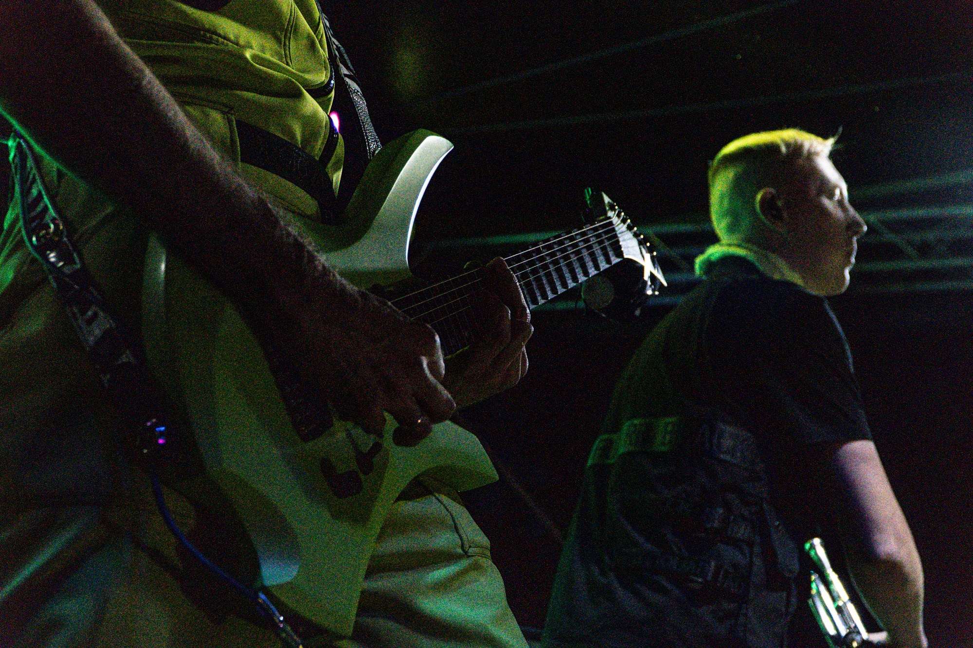 Концерт группы Бомбей. Репортажный, промышленный и маркетплейс-фотограф Дмитрий Чернат