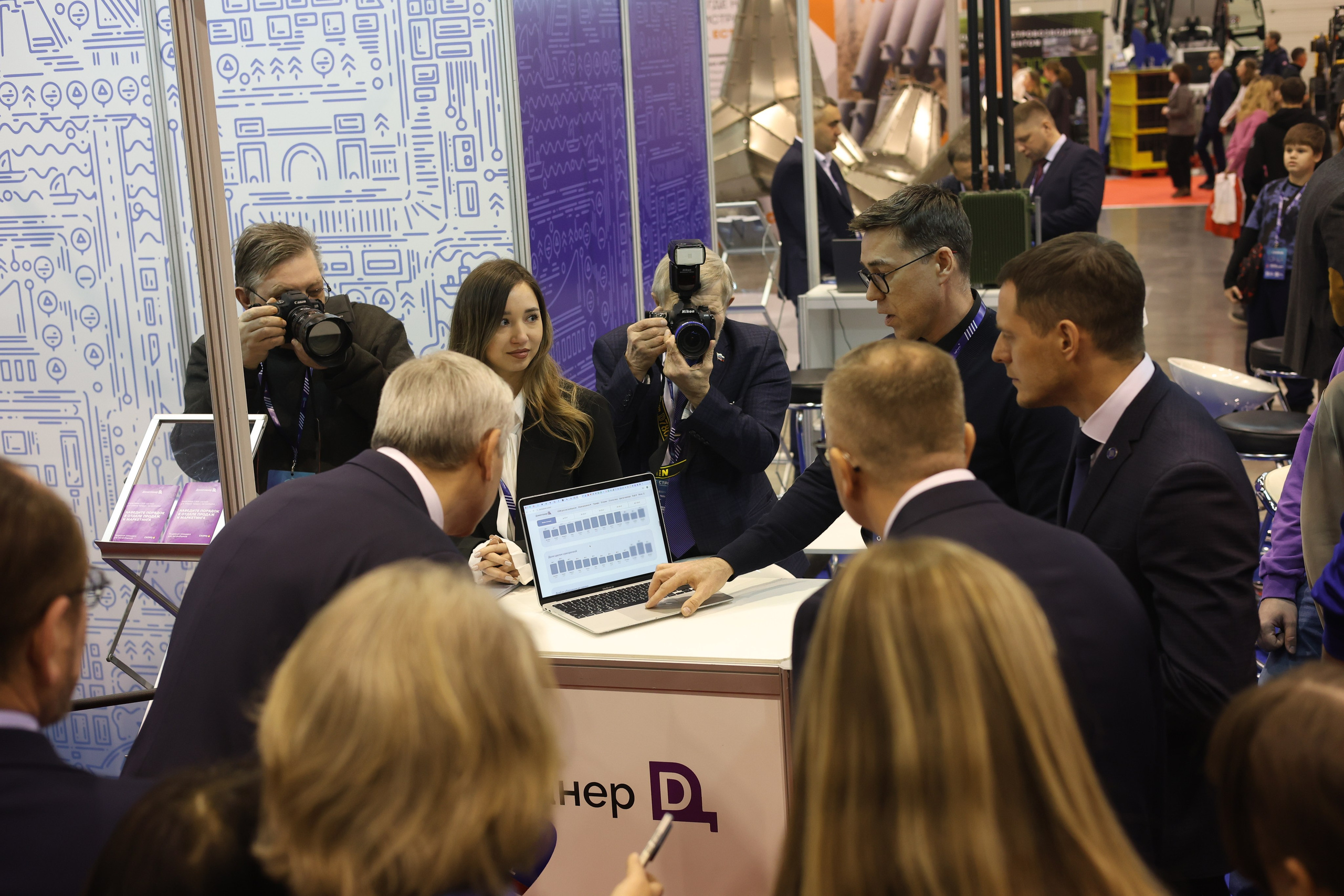 ЭКСПО. Mintonov's Film Studio