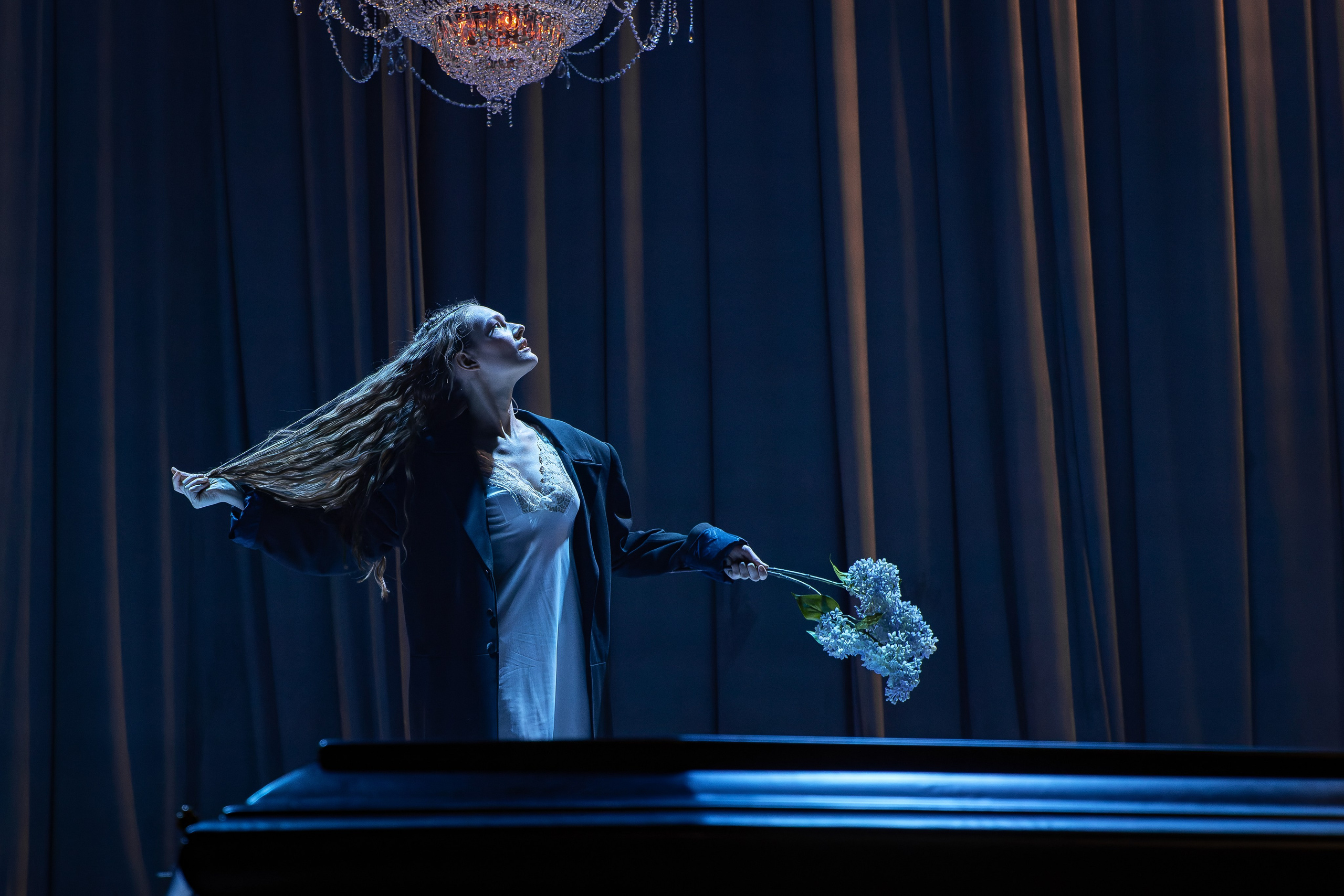 Гамлет, театр на Таганке, реж. Мурат Абукалтинов. Фотограф и режиссер Московко Екатерина