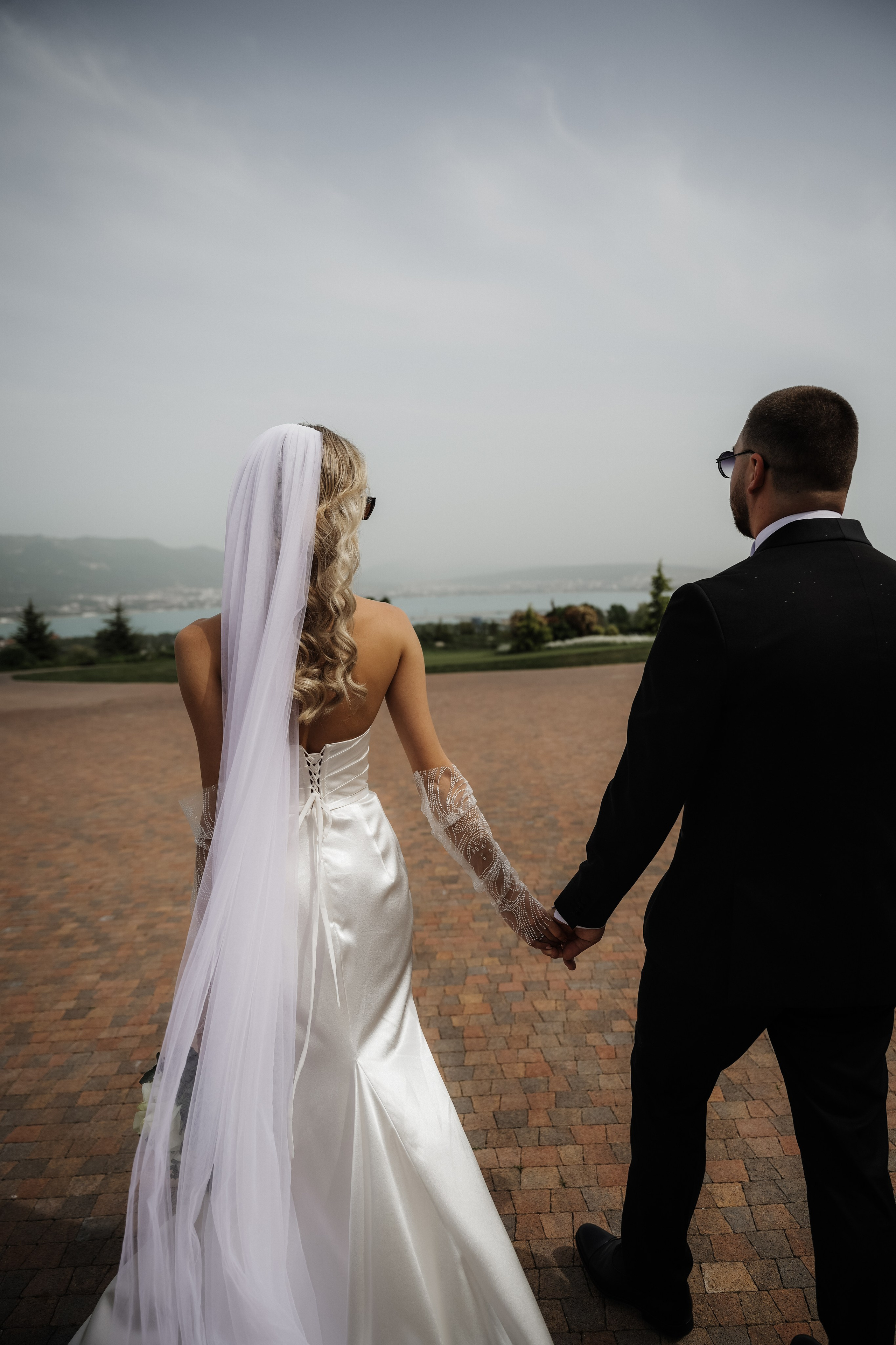 Astoria. VISUAL ARTIST · KRONGAUZ ANASTASIA