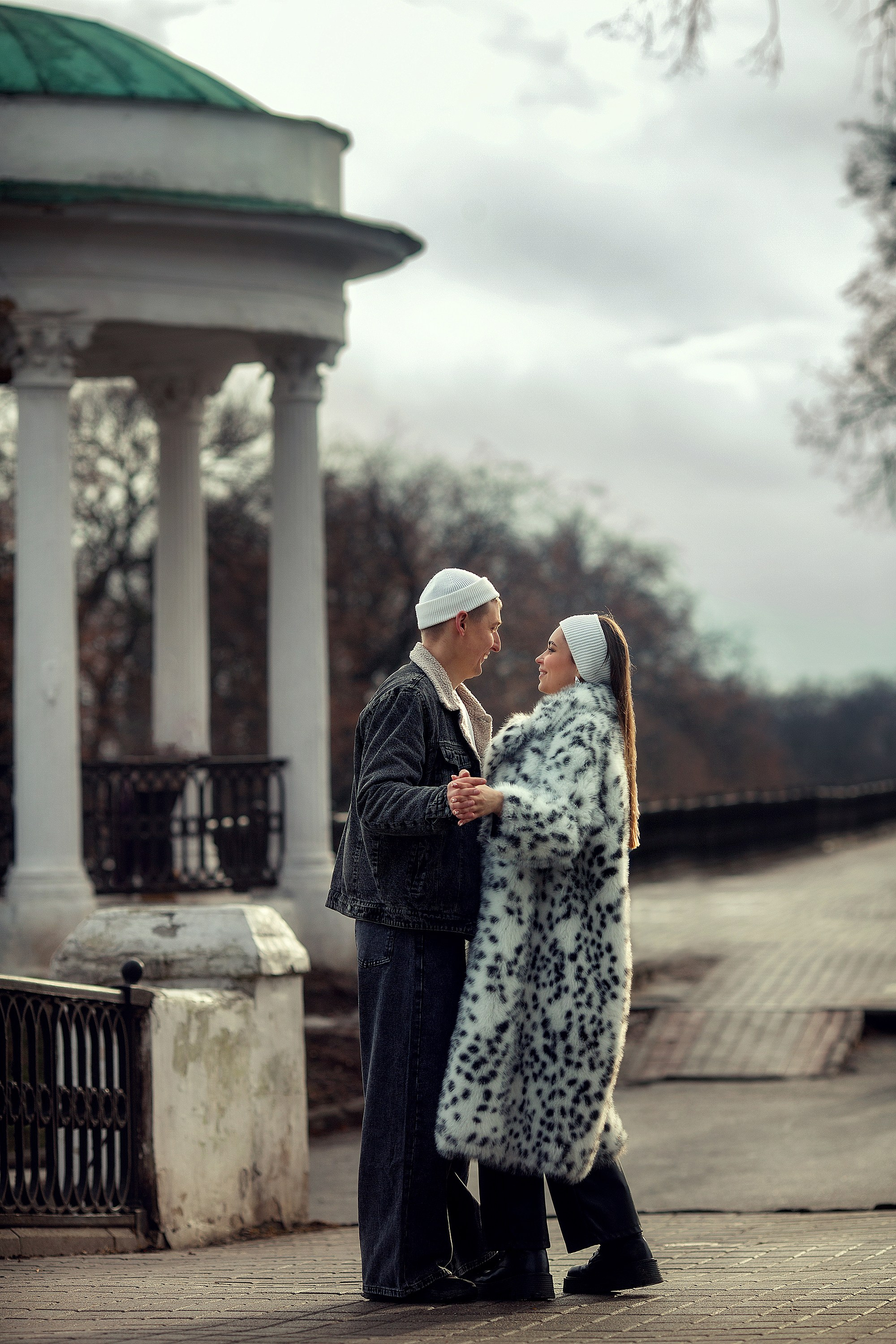 Красивая лав стори с четвероногим другом. Семейный фотограф Татьяна Надеждина | Москва, Московская область, Ярославль