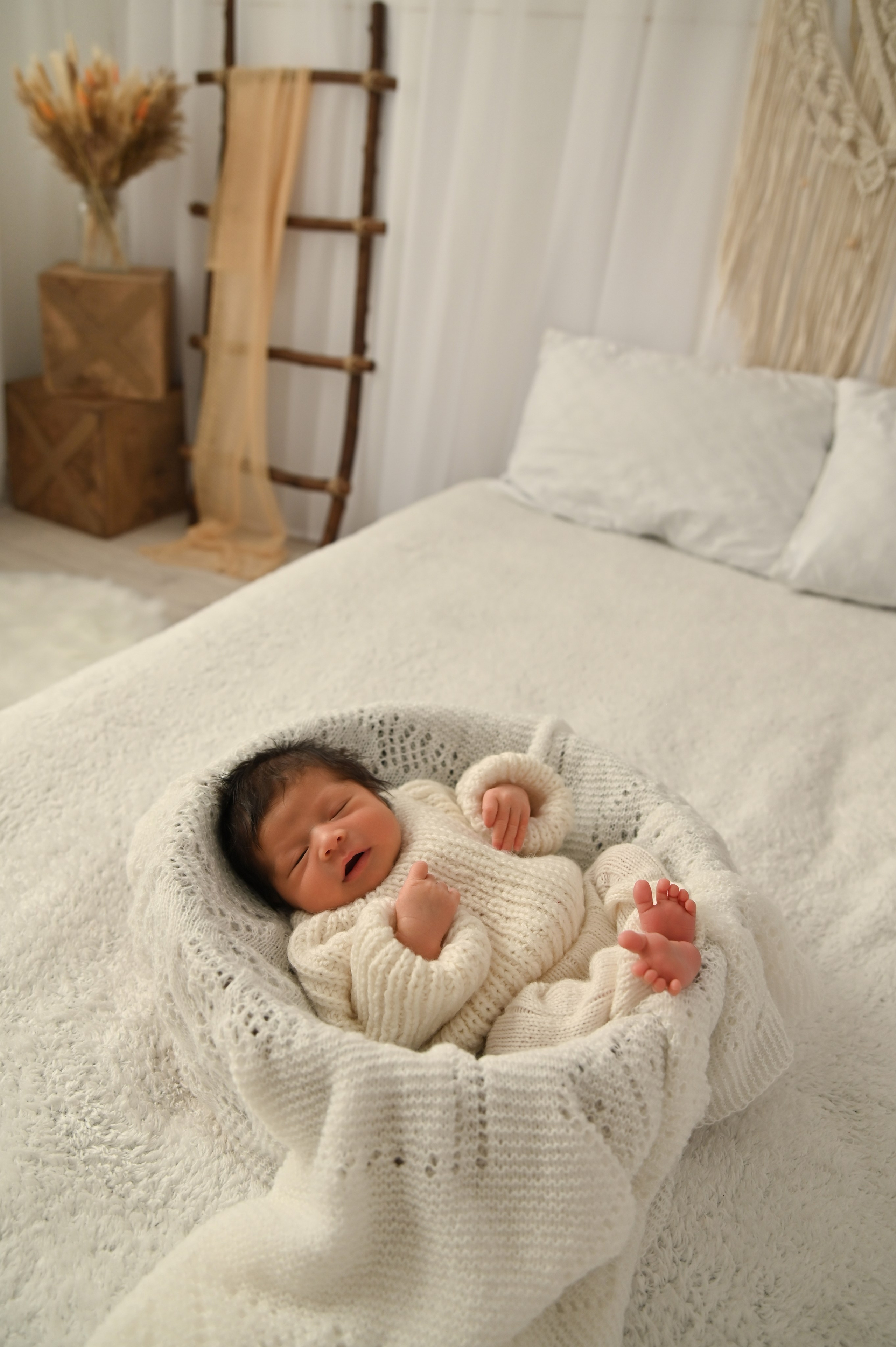 Анора 11дней Lifestyle. Фотограф Новорожденных и семейный Элла Огай г. Сатпаев