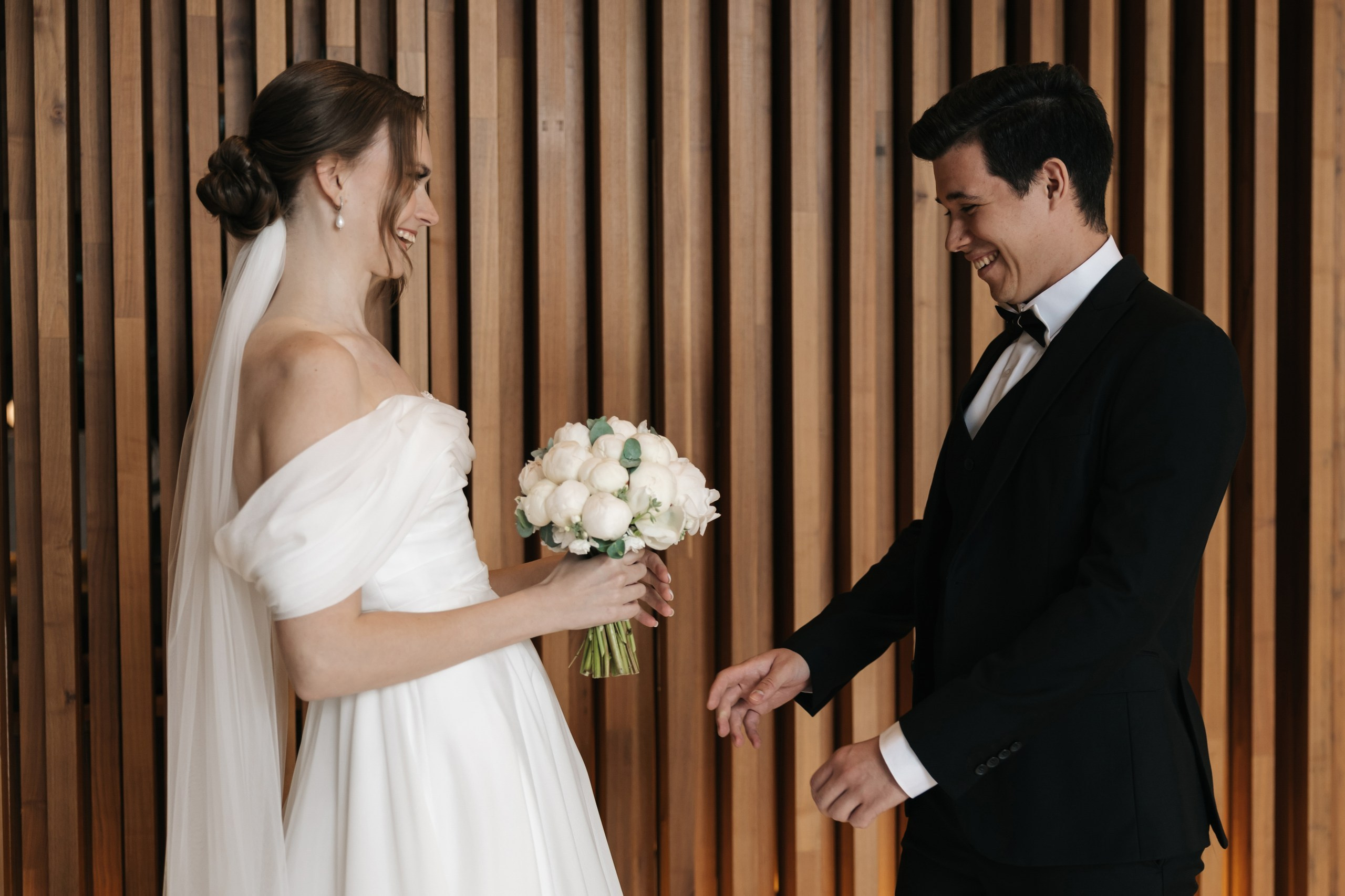 -Давай сделаем вид, что мы нормальные? -НЕТ. Свадебный фотограф Москва Мотеюнайте Виктория