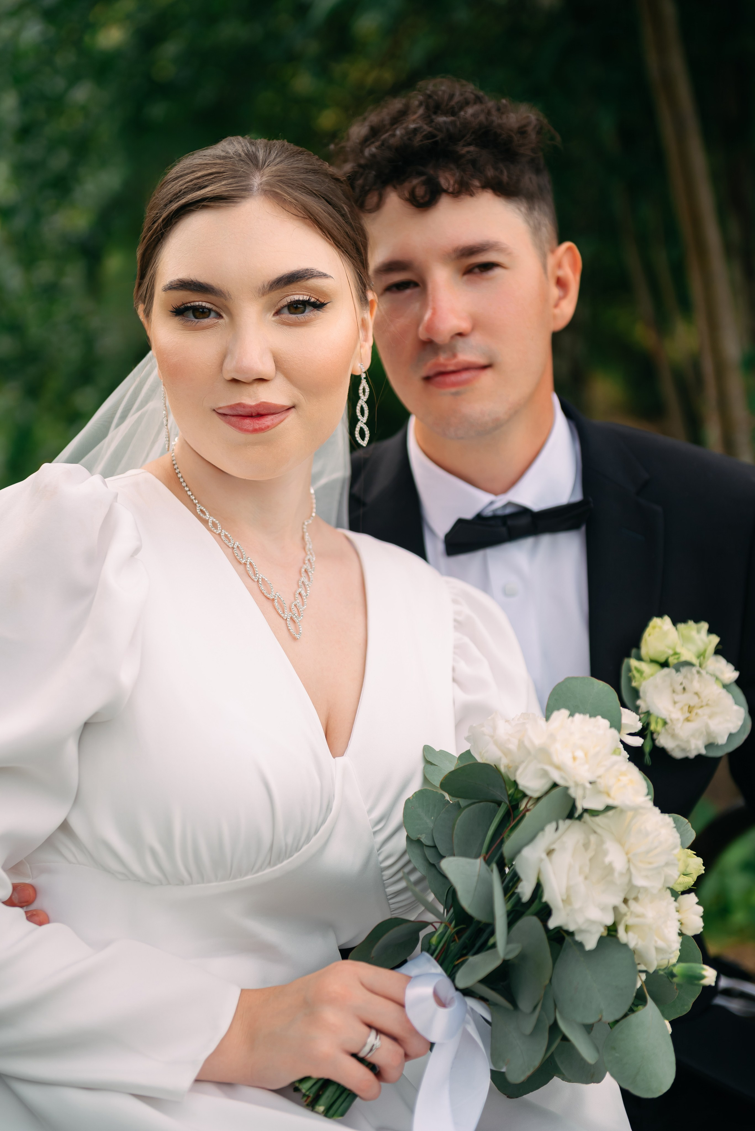 Свадебная фотосессия в парке отдыха «Лесная сказка» Лесная Поляна г. Кемерово