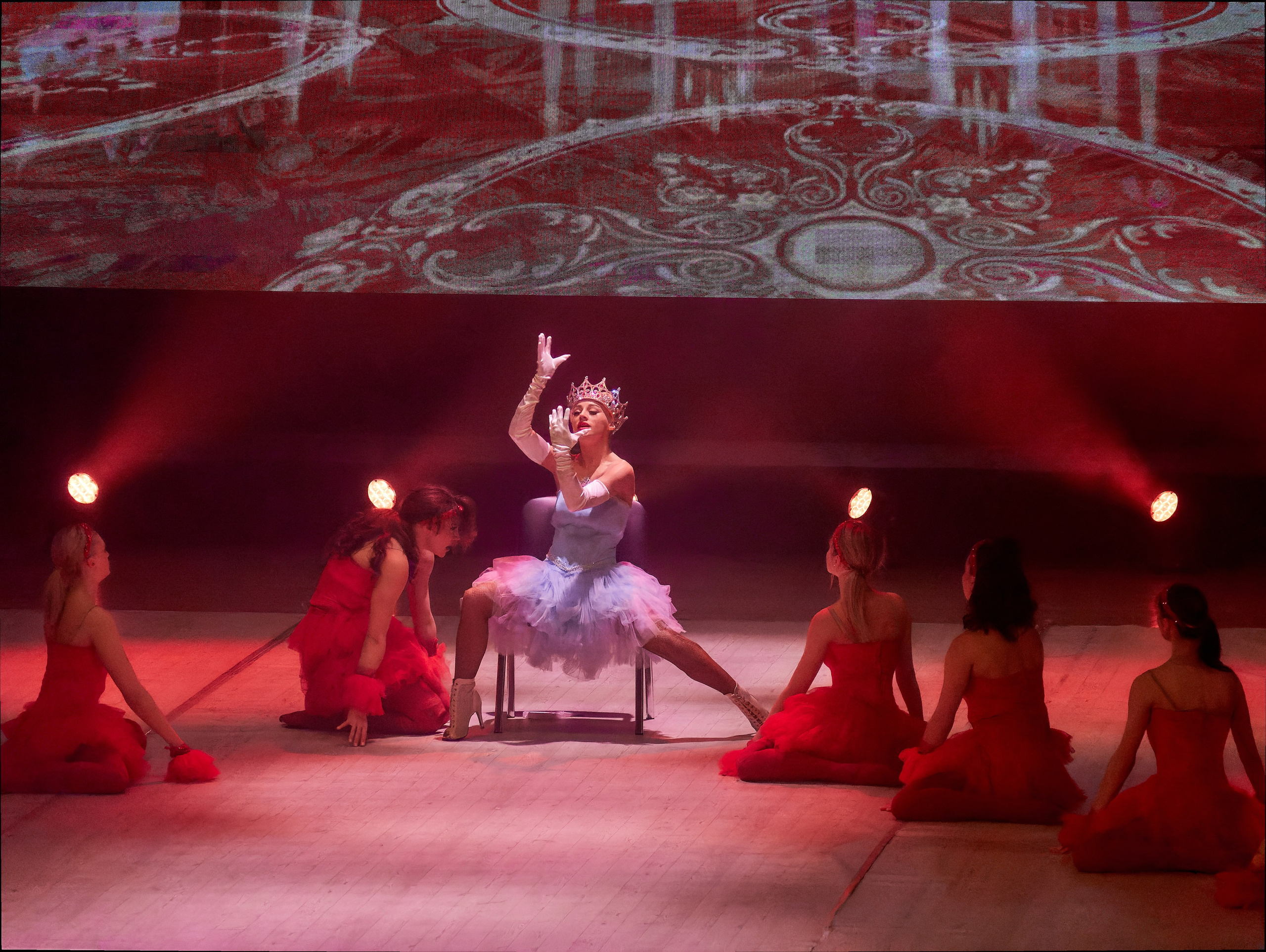 TODES-это уникальный танцевальный мир, вселенная Аллы Духовой!. Семейный и детский фотограф в Междуреченск Олег Бамбульский