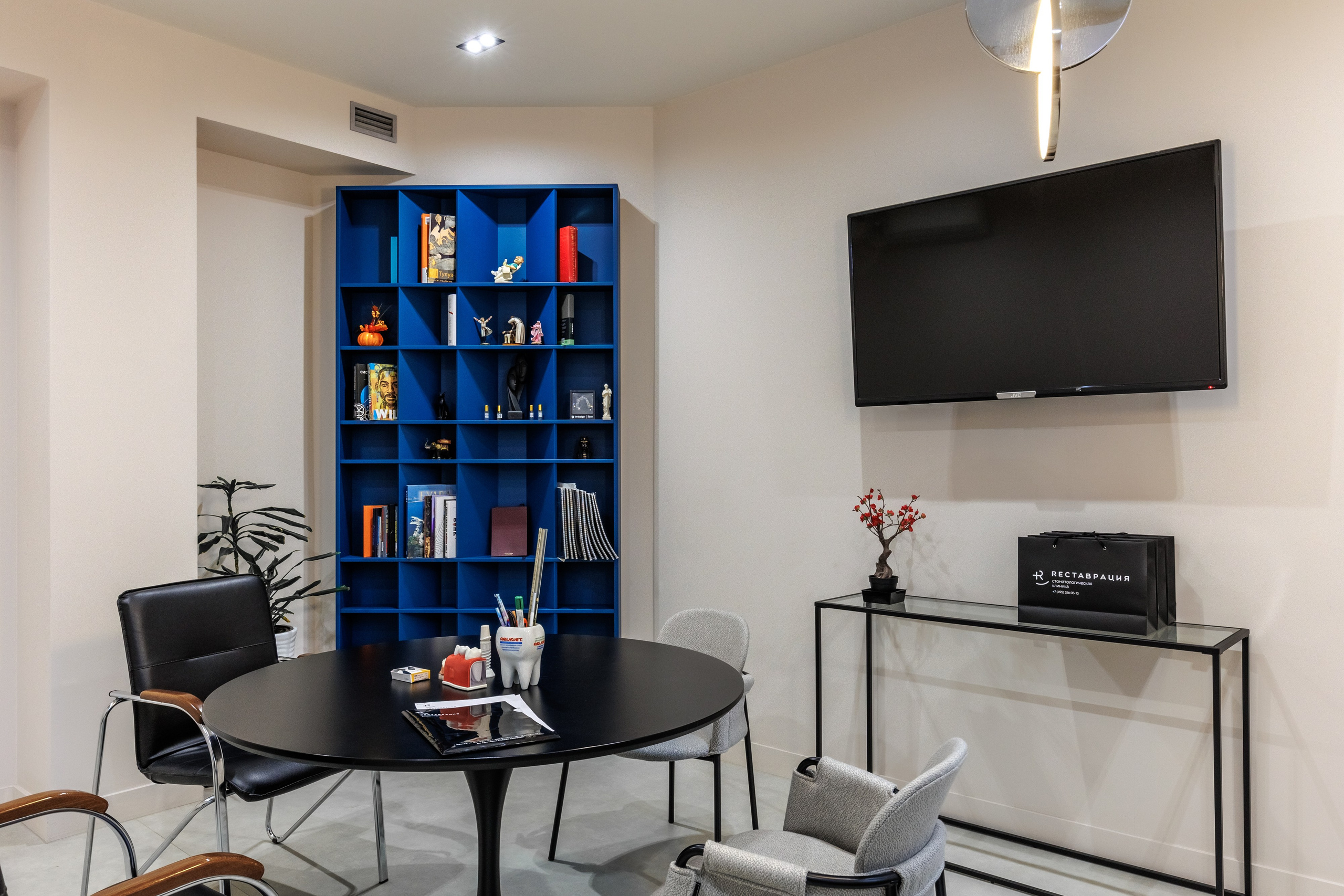 Интерьеры и выставки. Фотограф Сергей Лукьянов @xapeton_photo Москва