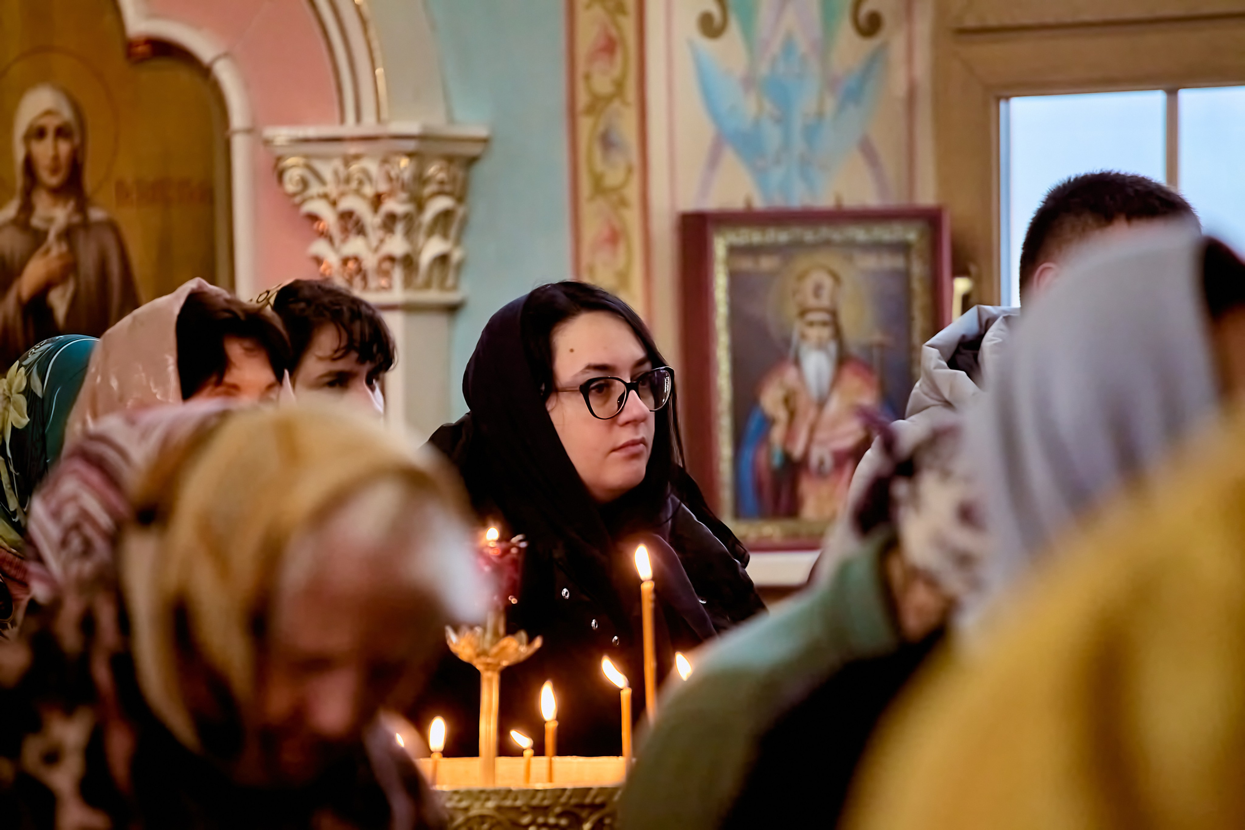 На Литургии. Православный фотограф Николай Голованов