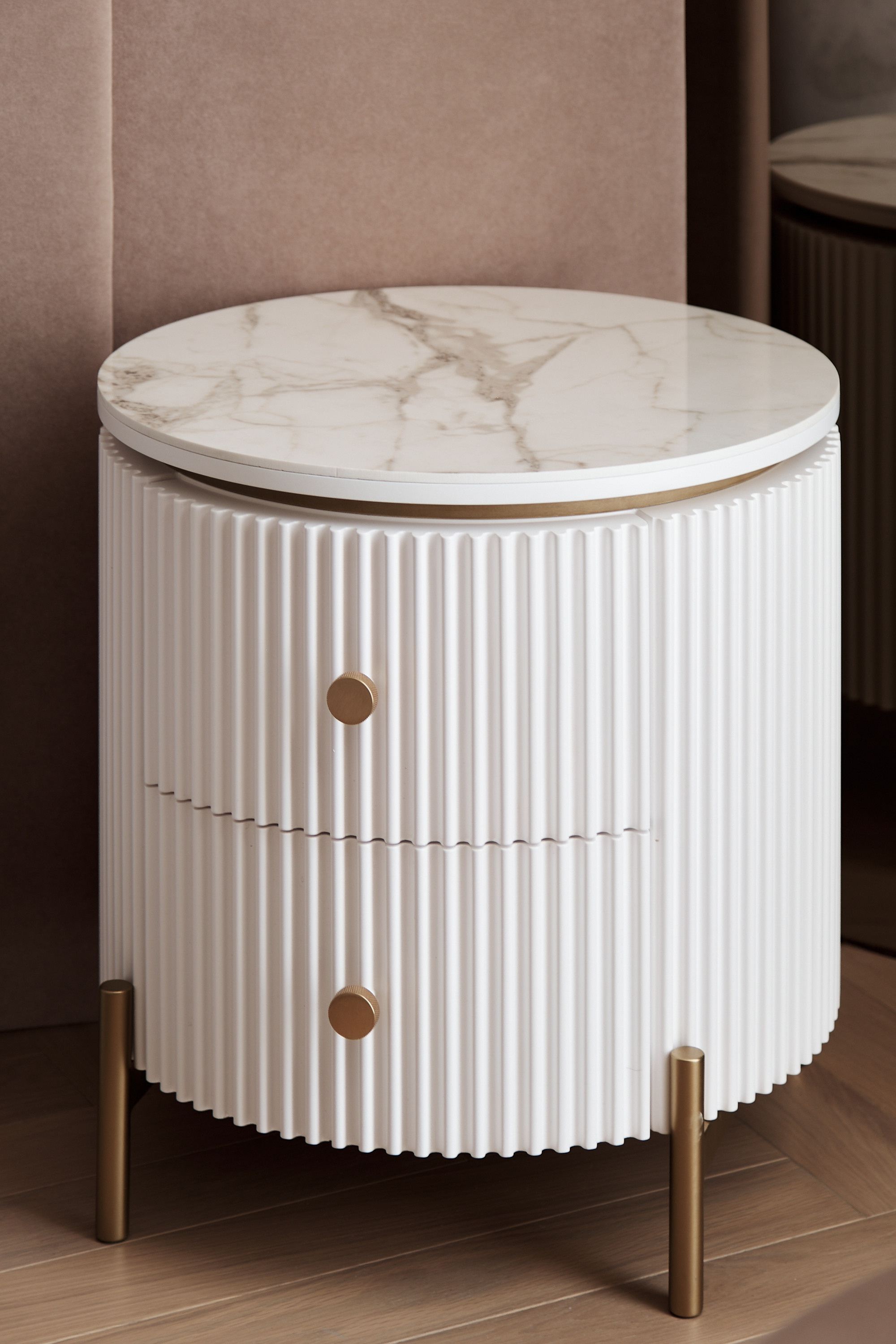 Мебельное бюро Veevo Studio. Предметный и контент-фотограф в Москве Куликова Полина