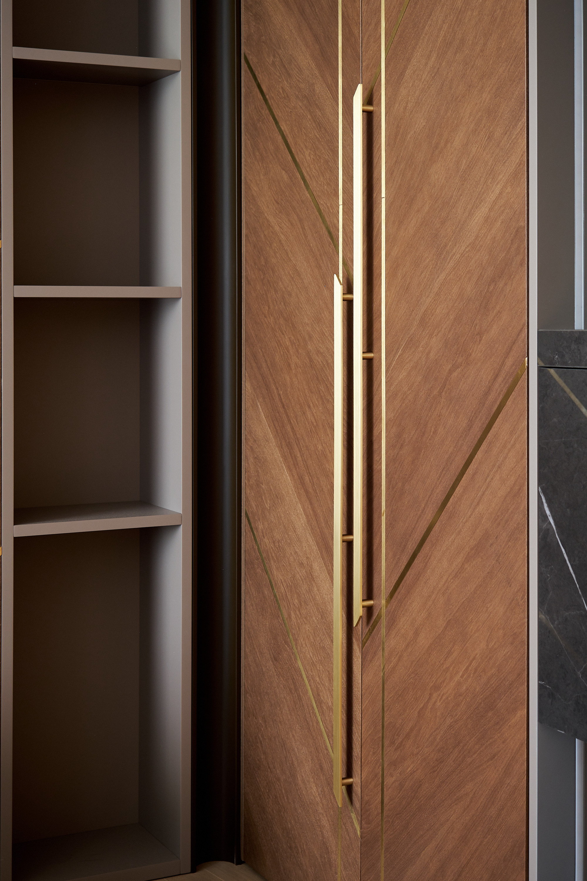 Мебельное бюро Veevo Studio. Предметный и контент-фотограф в Москве Куликова Полина