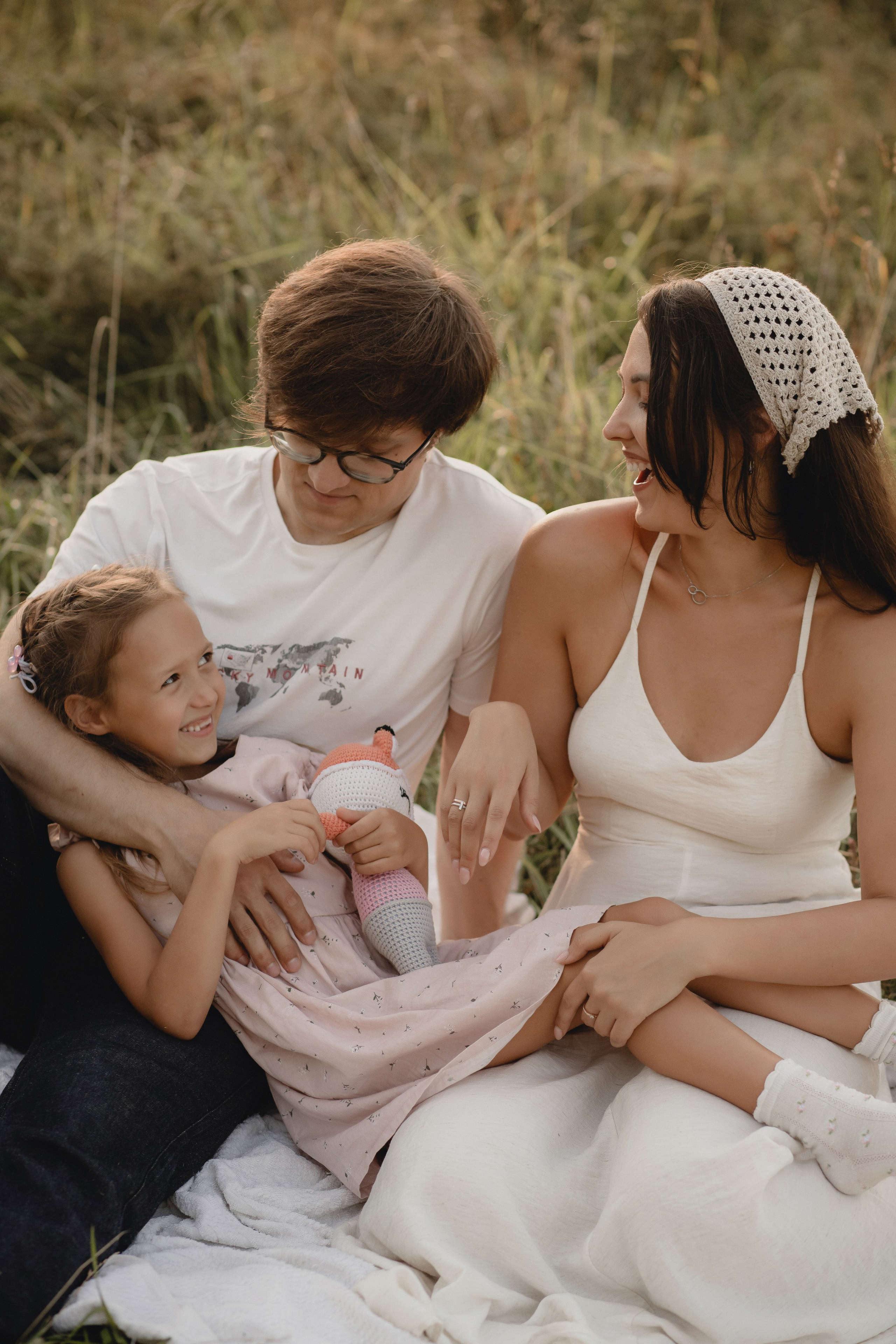 Анна, Андрей и Софа. Главная