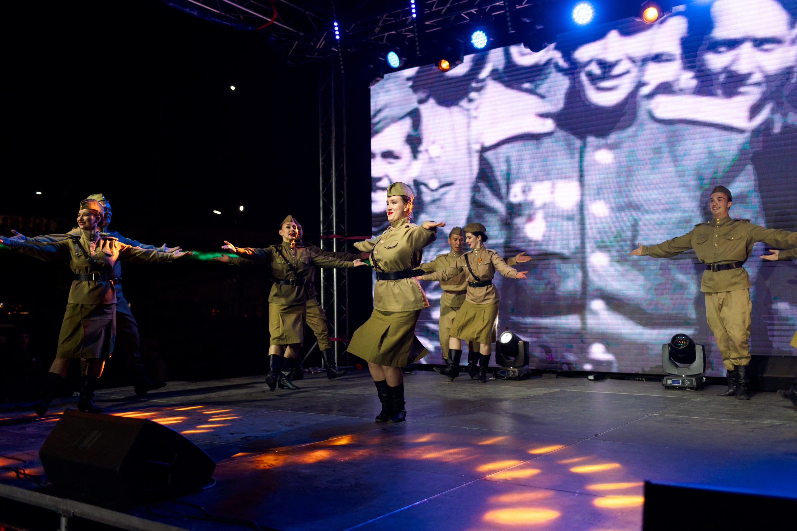 Концерт приуроченный к празднованию 80 лет победл. Свадебный и семейный фотограф в Улан-Удэ