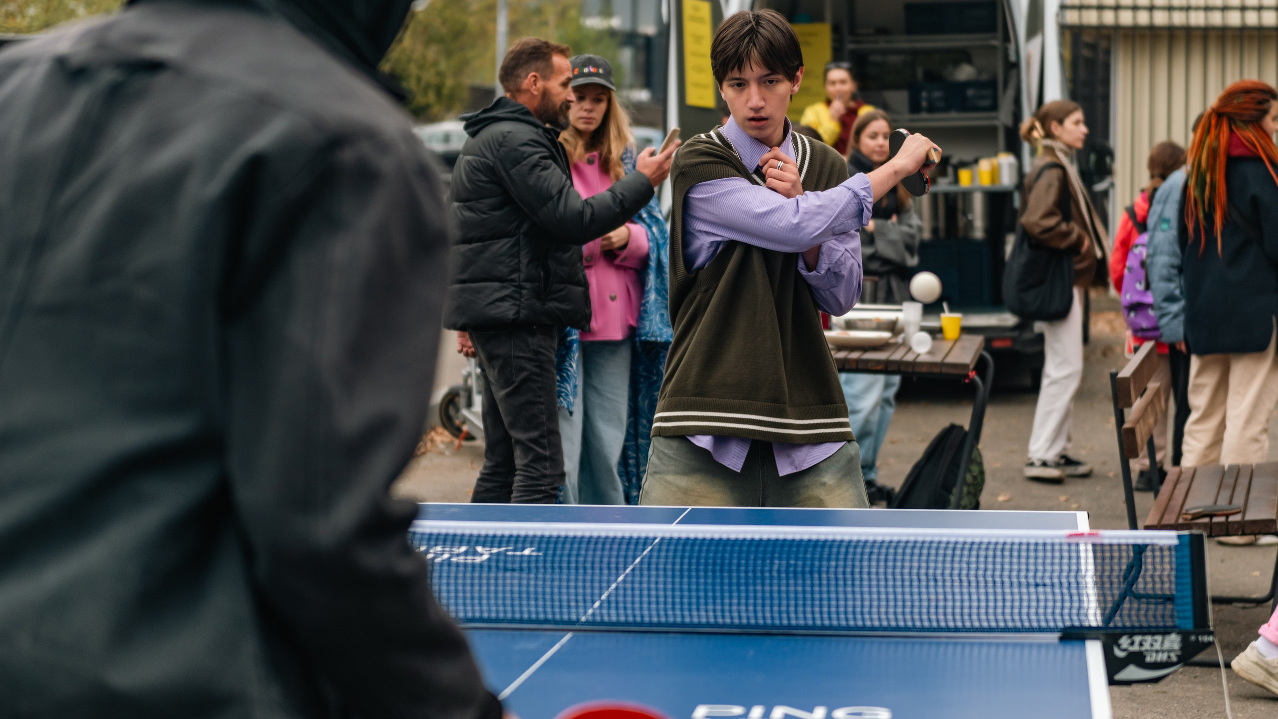 Съемка турнира по настольному теннису в НКО «Ночлежка». Фотограф в Москве. Шахабудин