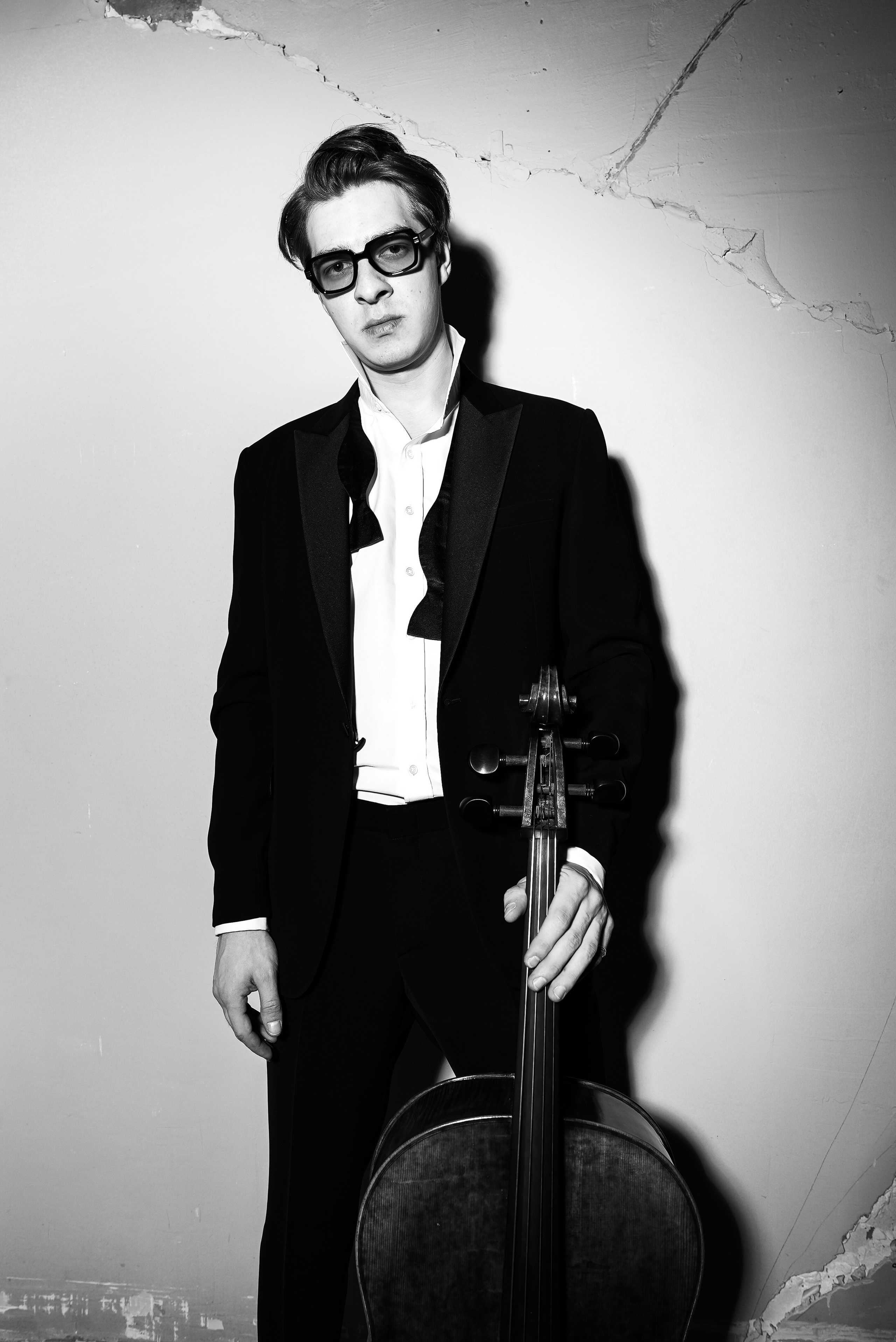 Виолончелист. ОЧЕНЬ ПЛОХОЙ ФОТОГРАФ