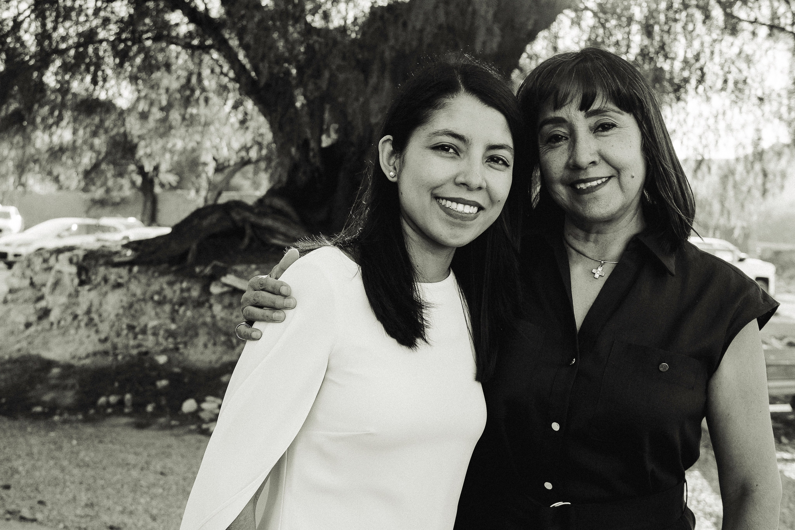 Weddings & Engagement Sessions. Margarita Rodionova — a contemporary lens-based artist currently working in Cancun, Mexico